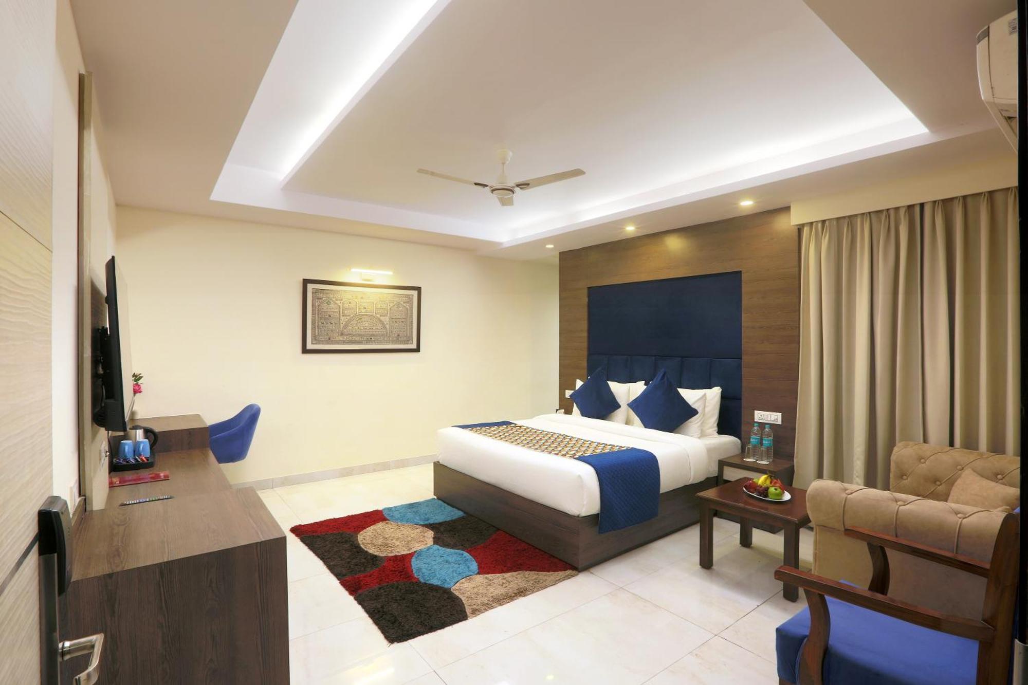 Cardinal Express Oxmo Igi Airport Delhi Hotel New Delhi