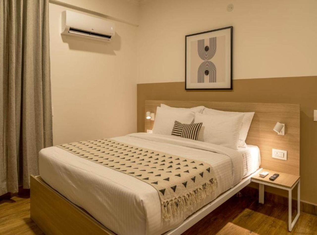 Hotel Airport De Olive Aero Near Igi Airport 4*