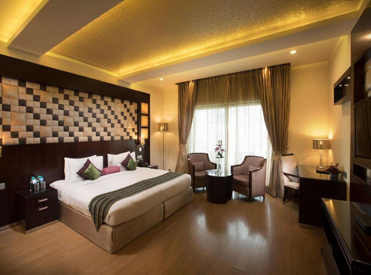 Airport De Olive Aero Near Igi Airport Hotel 4*