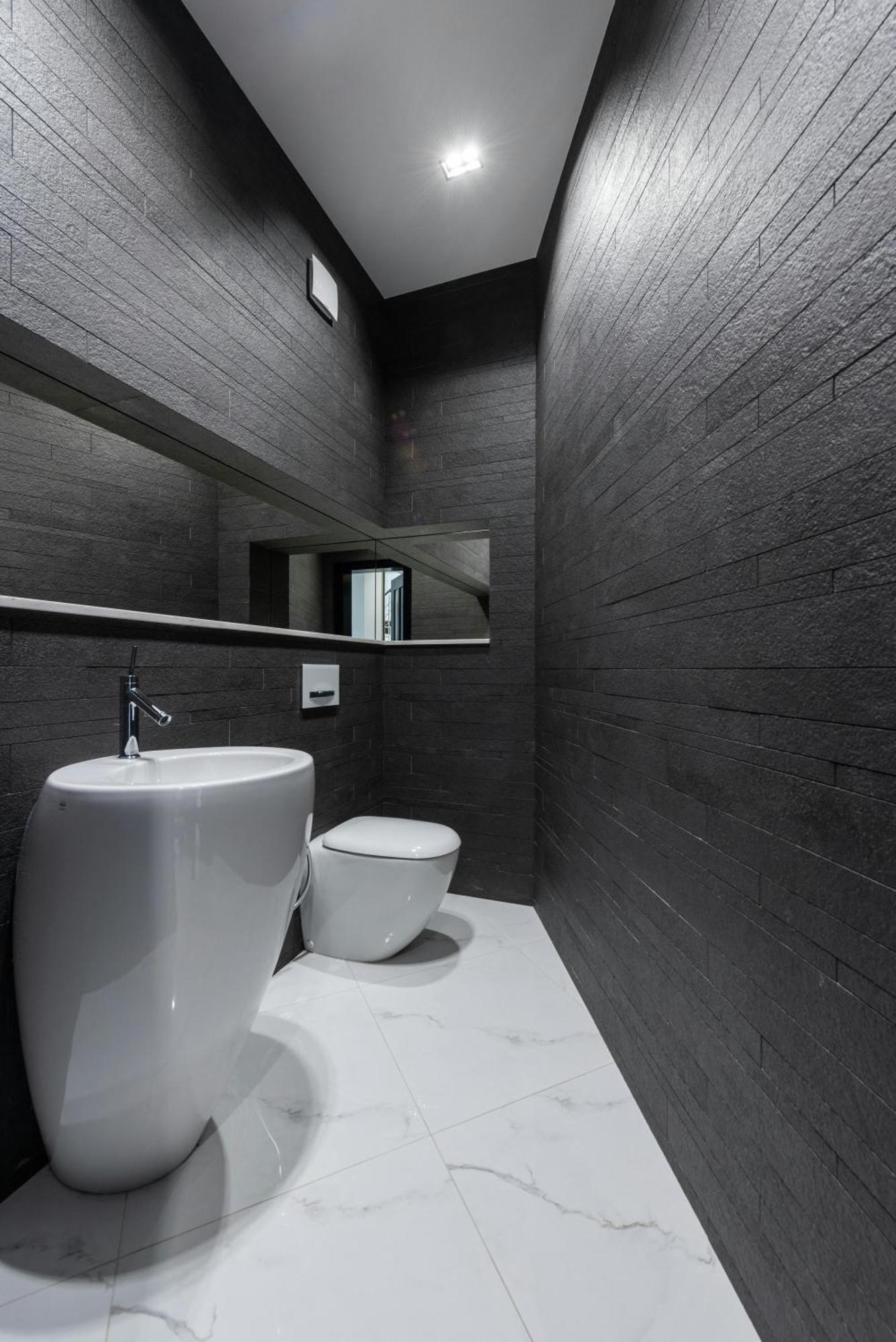 Hotel The Heights A Family Near Igi Airport 4*