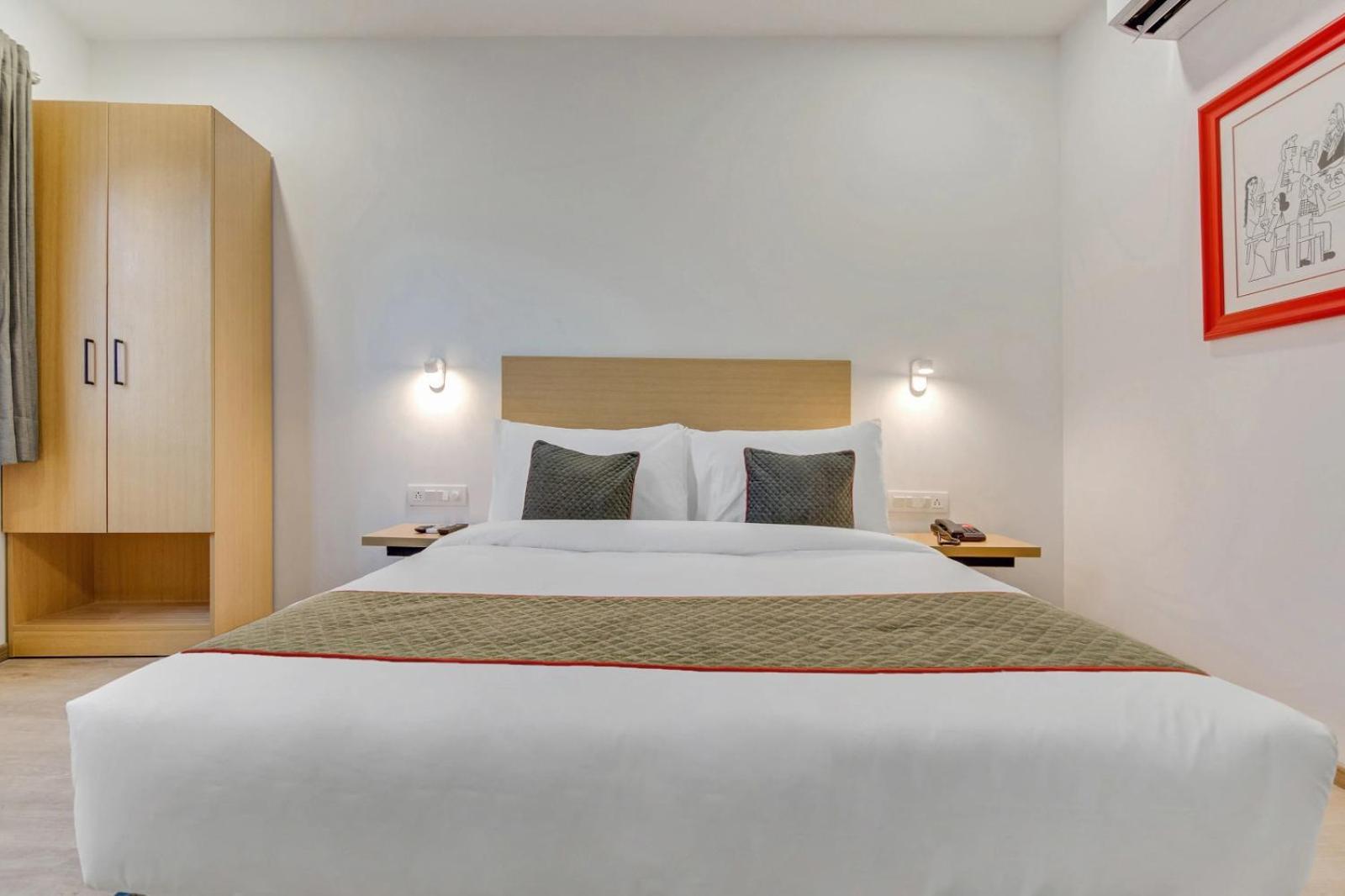 Cozy Cave Hotel New Delhi