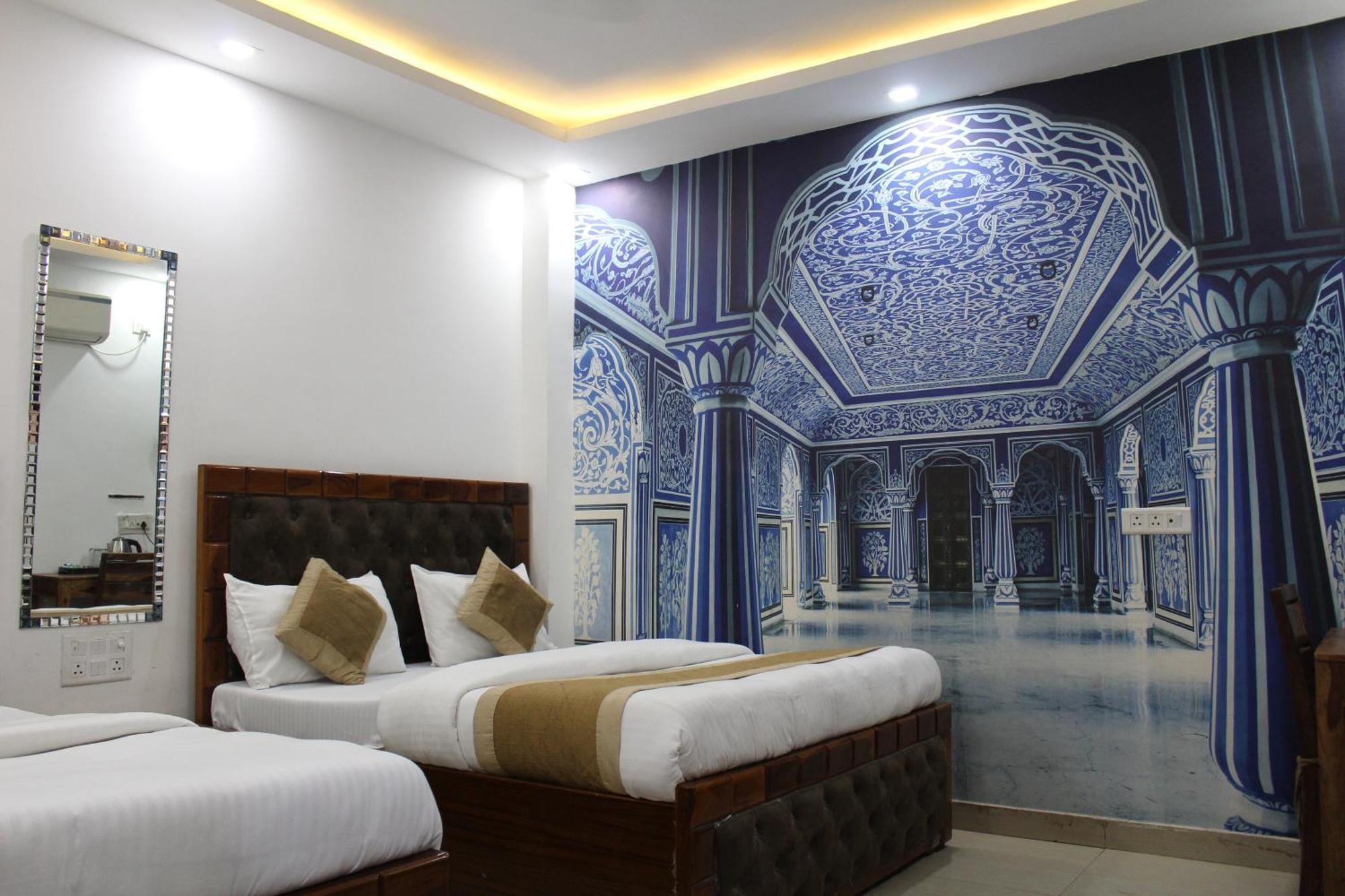 Hotel Yess Boss International