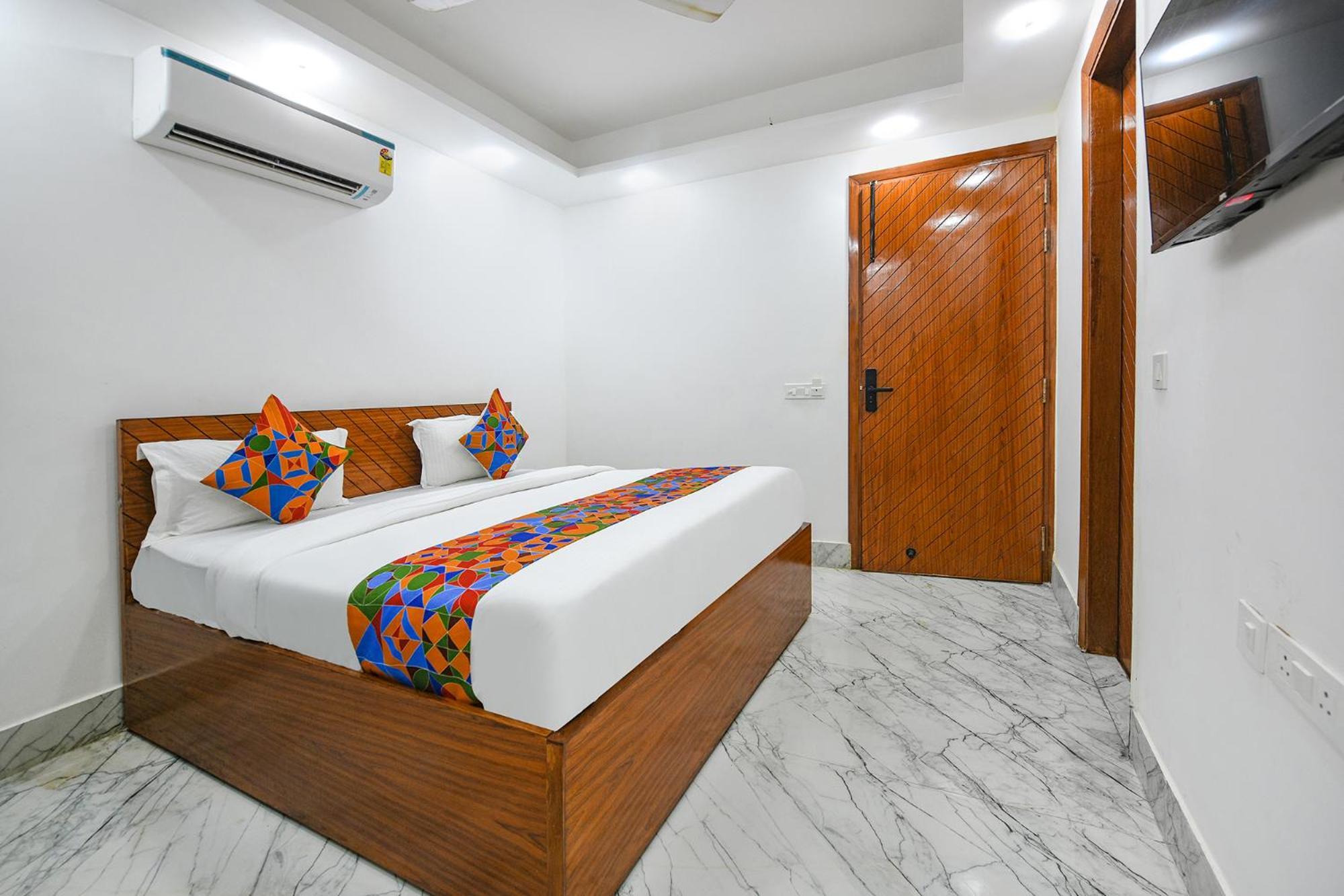 Fabhotel Muscat Residency New Delhi