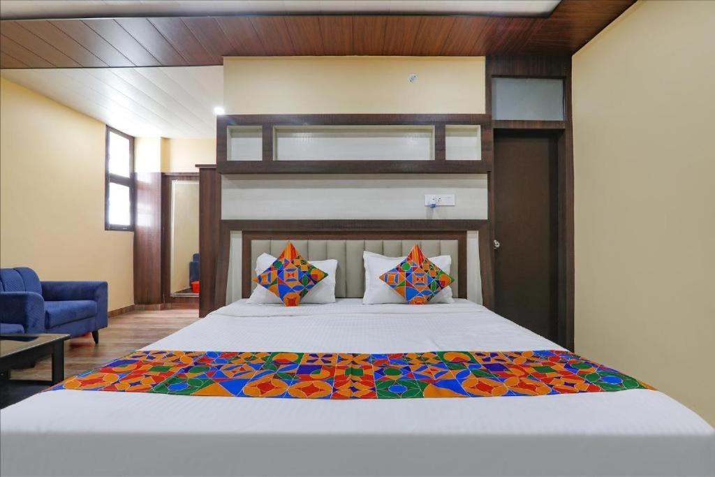 Tourist Hotel