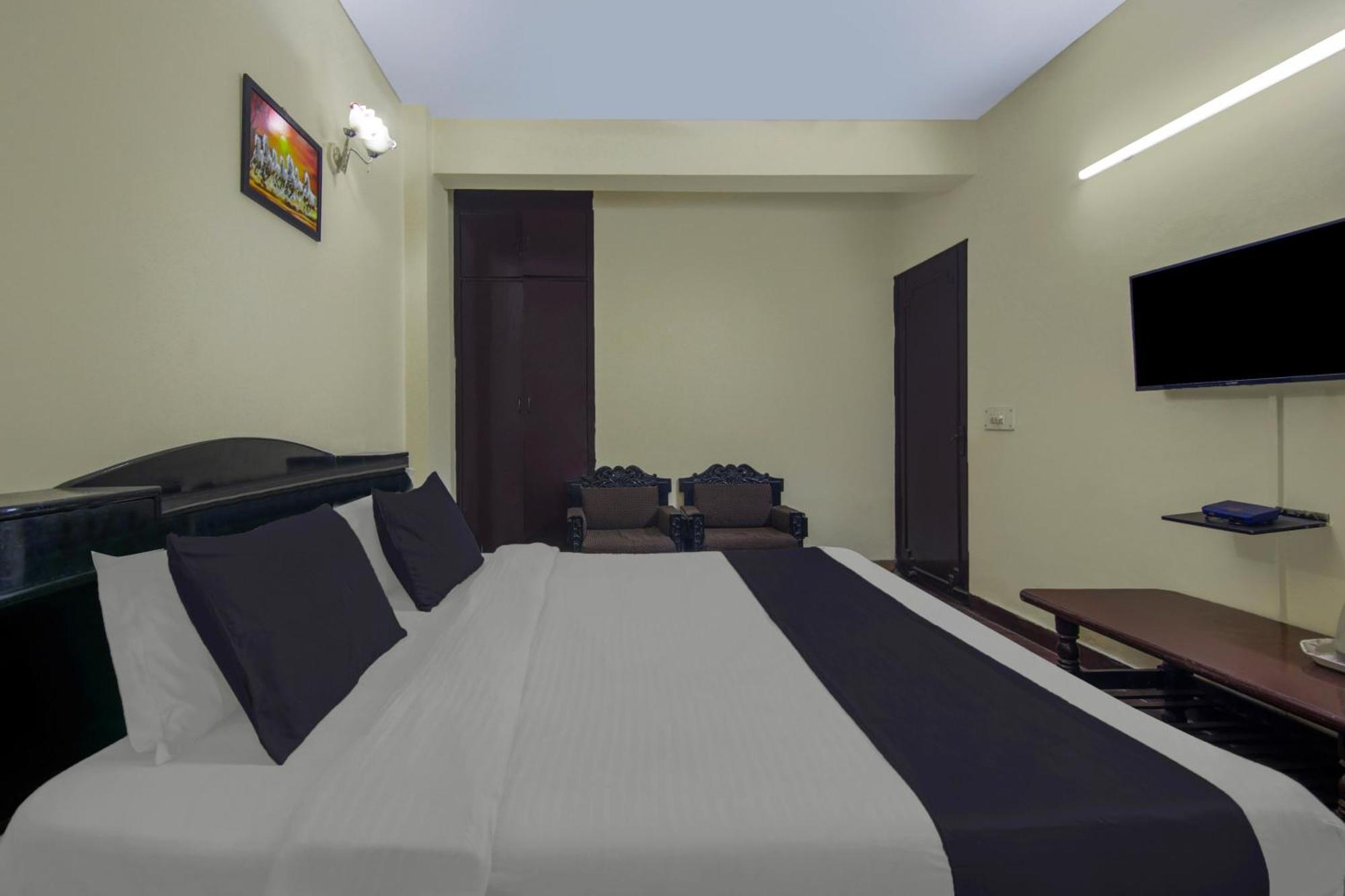 Hotel O Malhotra Bnb Hotel 3*