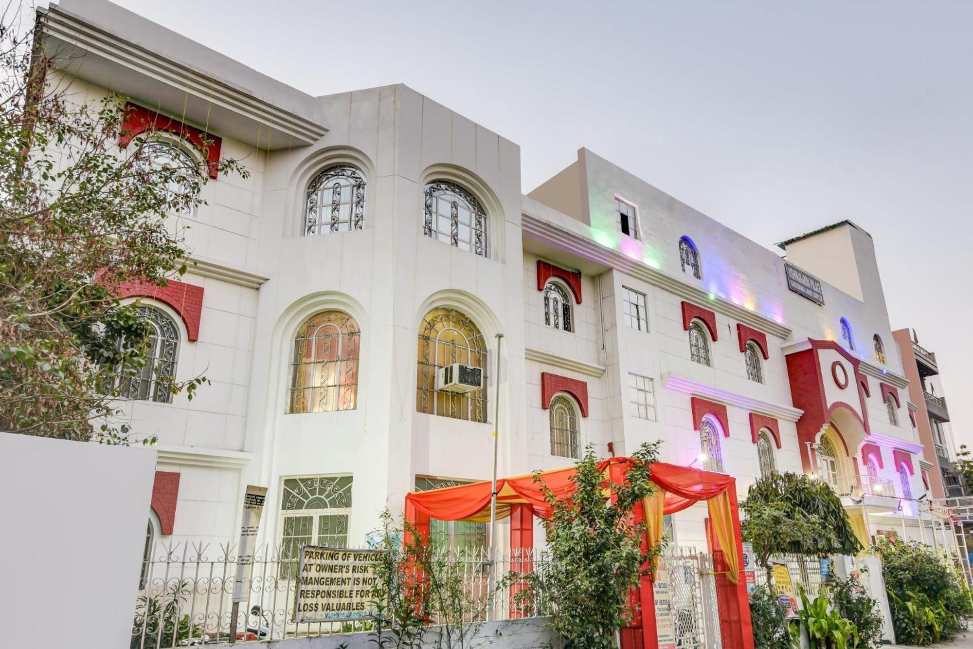 O 74192 Vishwakarma Palace Hotel