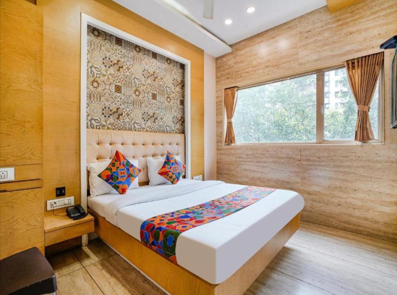Airport De Olive Aero Near Igi Airport Hotel 4*