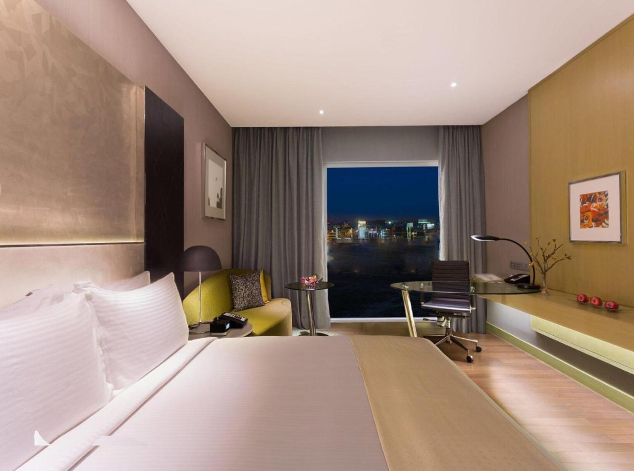 Hotel Airport De Olive Aero Near Igi Airport 4*
