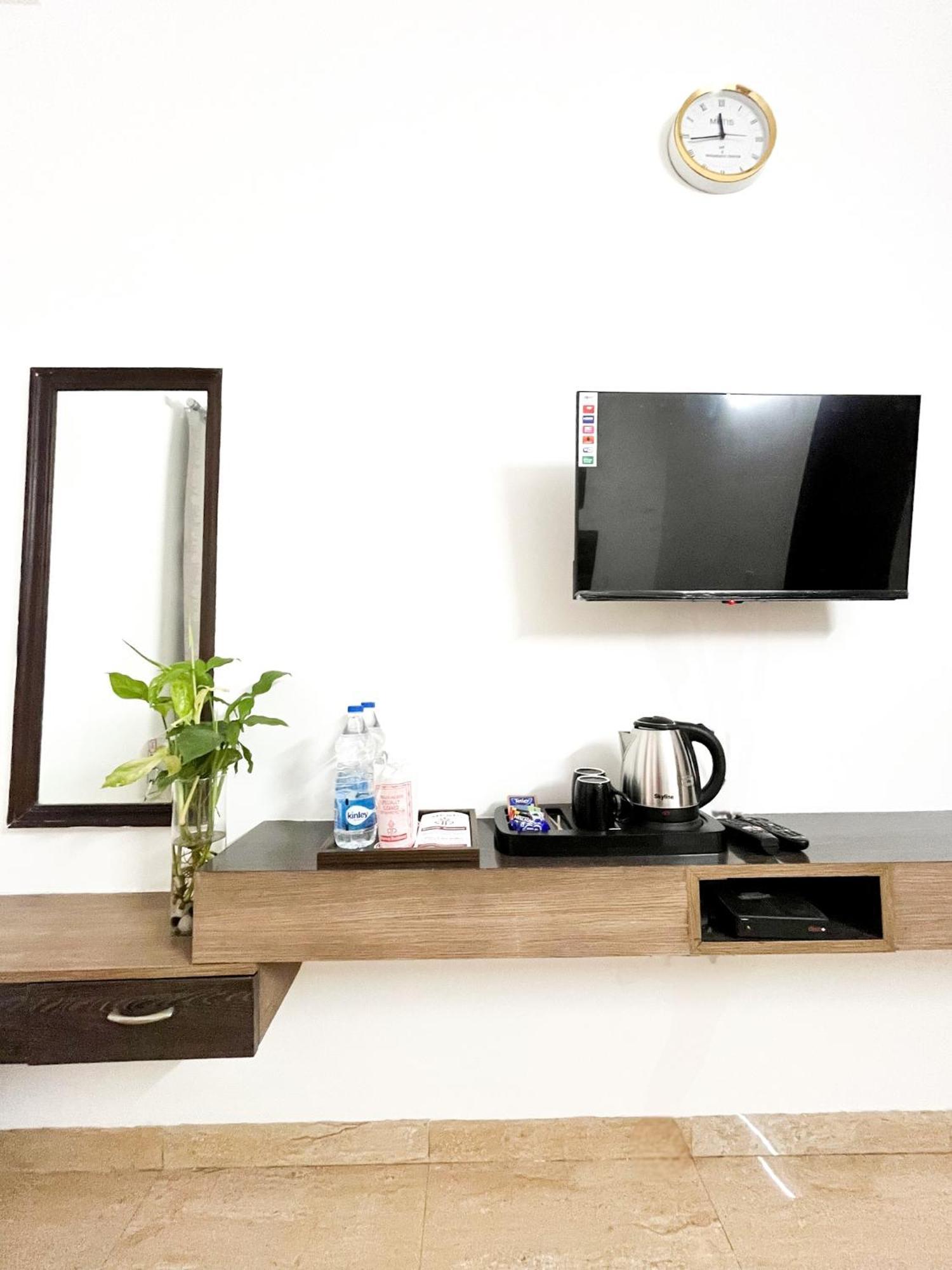 Runway Residency At Pitampura * Delhi (National Capital Territory of India)