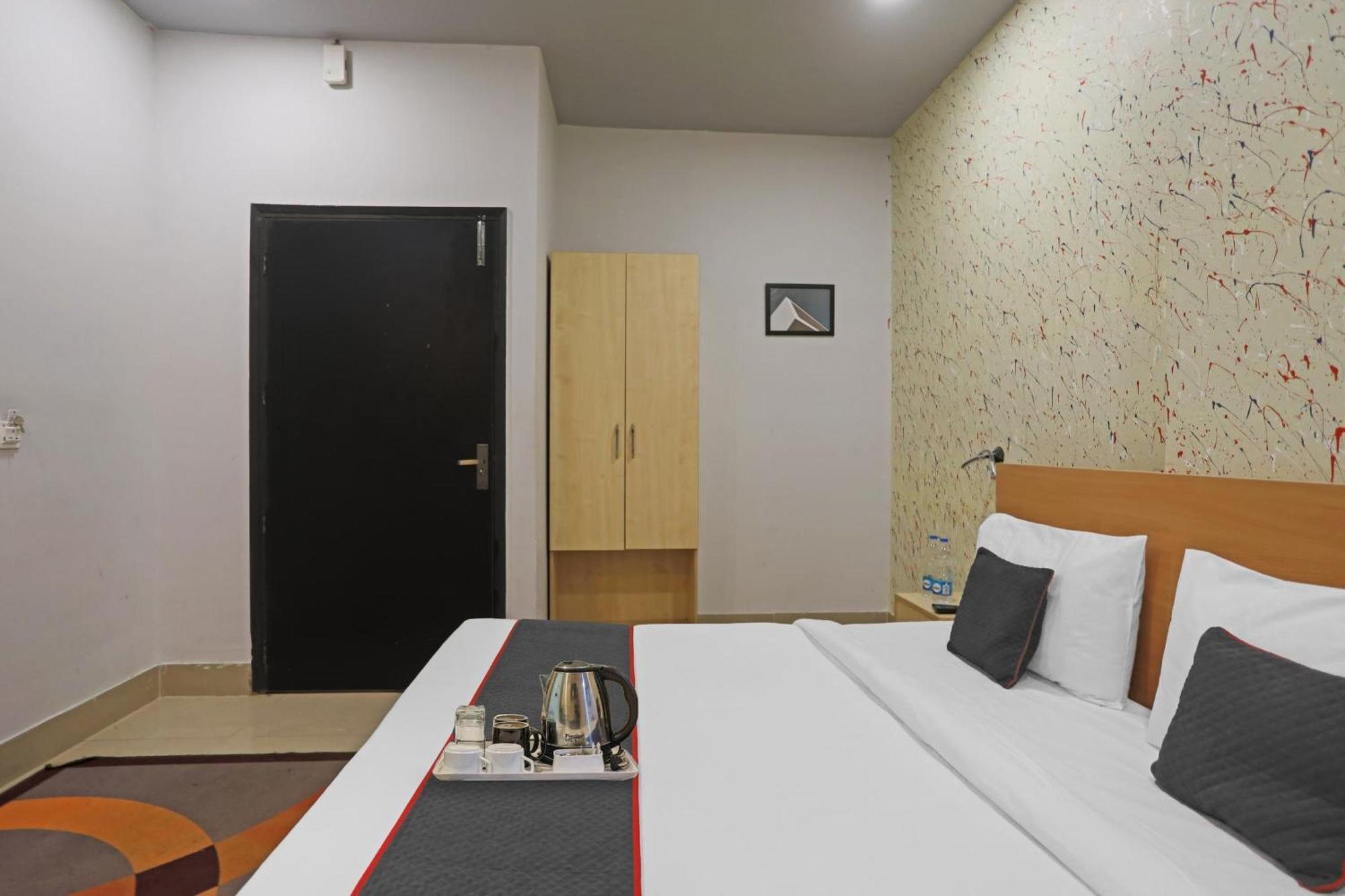 Hotel Super Townhouse Grand Pacific Ocean