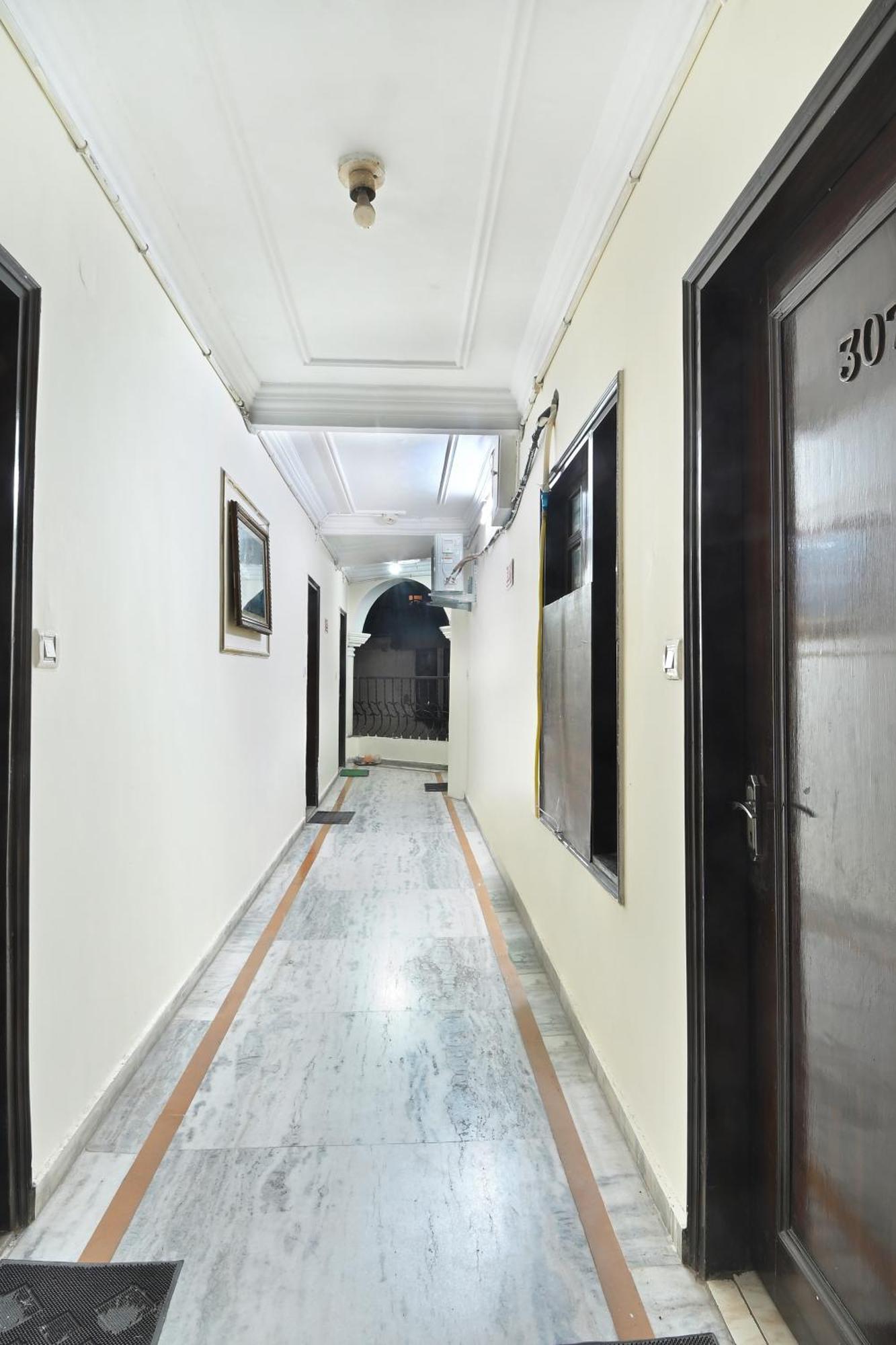 Hotel Ashoka Continental