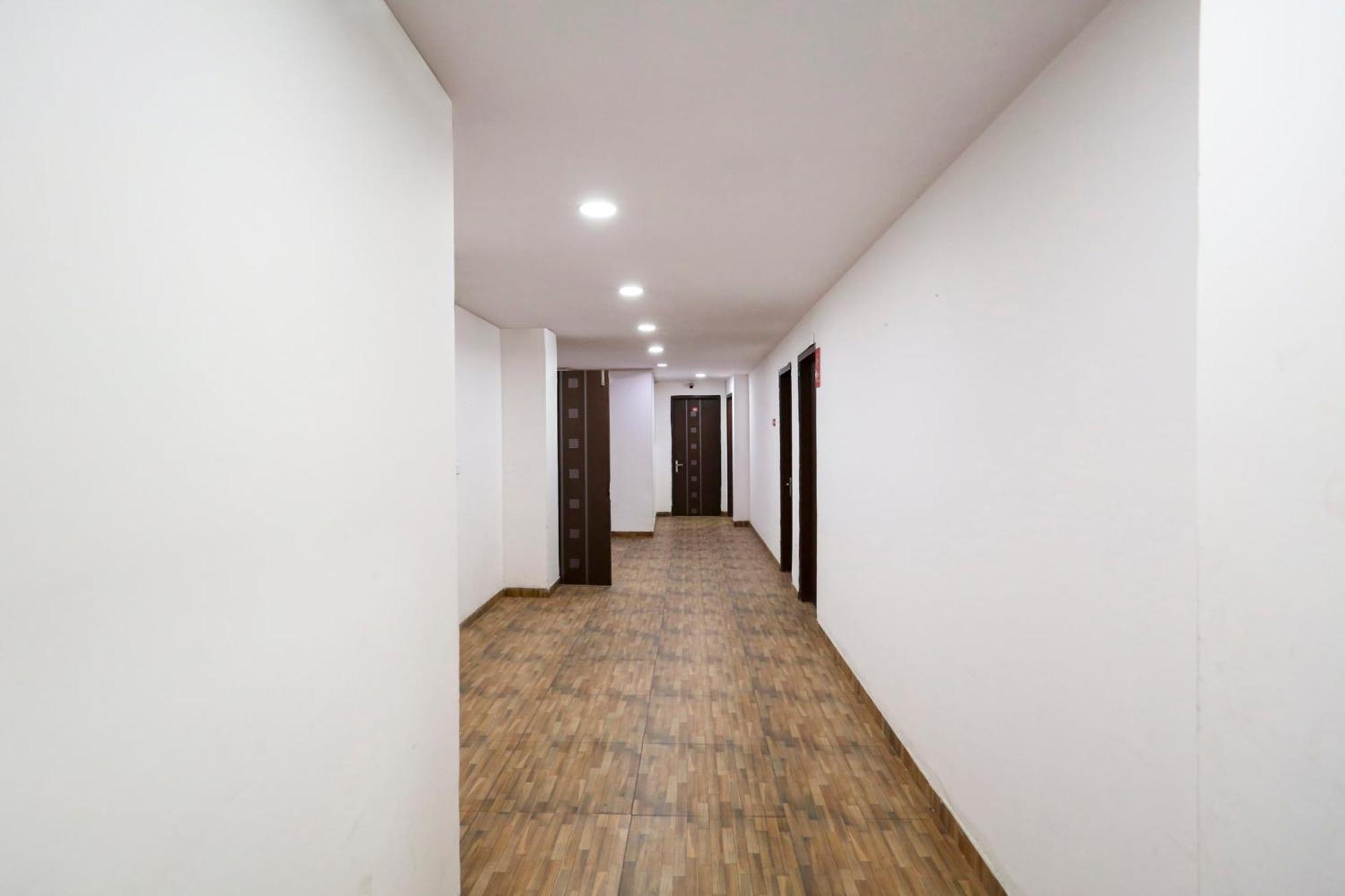 Hotel Hotel O Sagarpur 3*