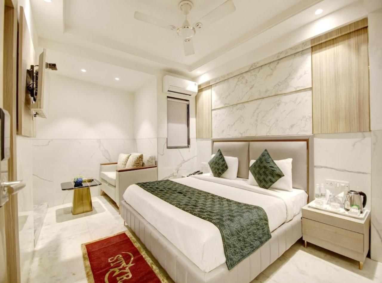 Hotel Vijaydeep Palace Near Delhi Airport