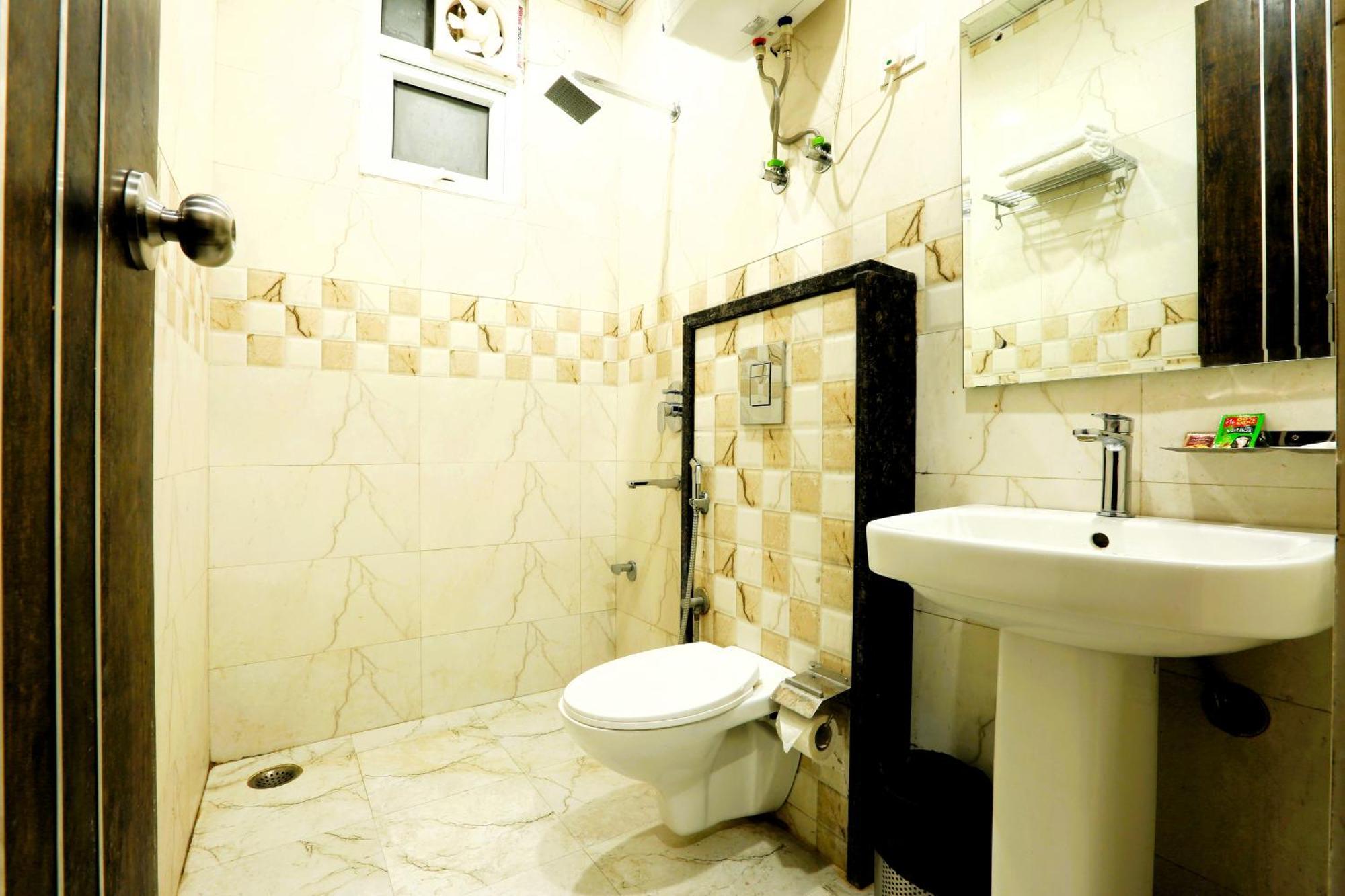 Hotel Triton Grand 3*