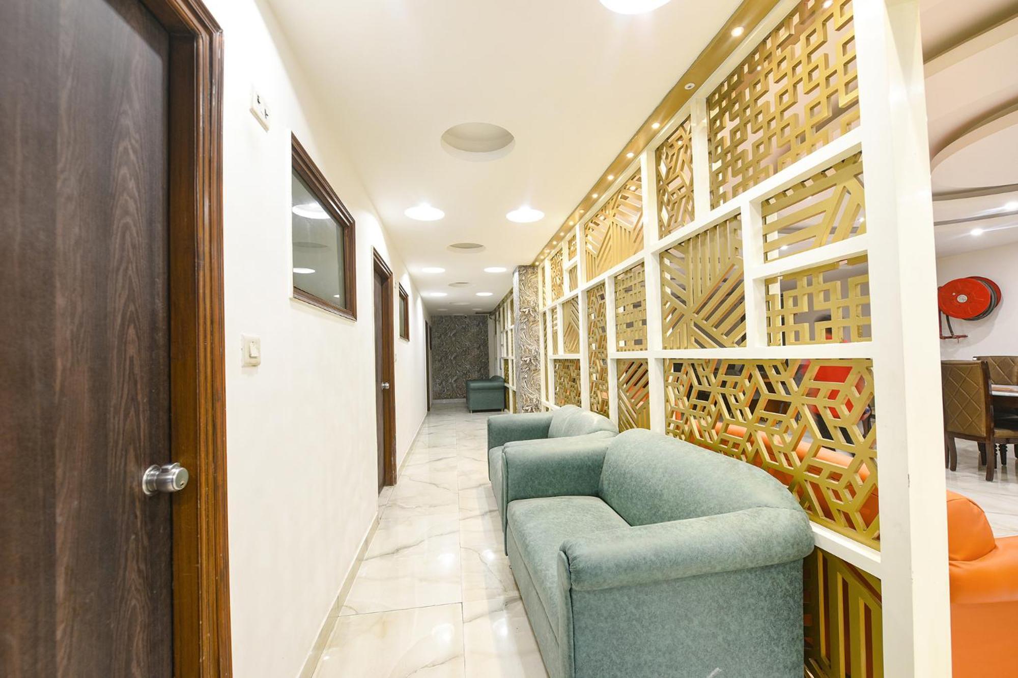 Fabhotel The Grand Ambrosia 4* Nova Deli