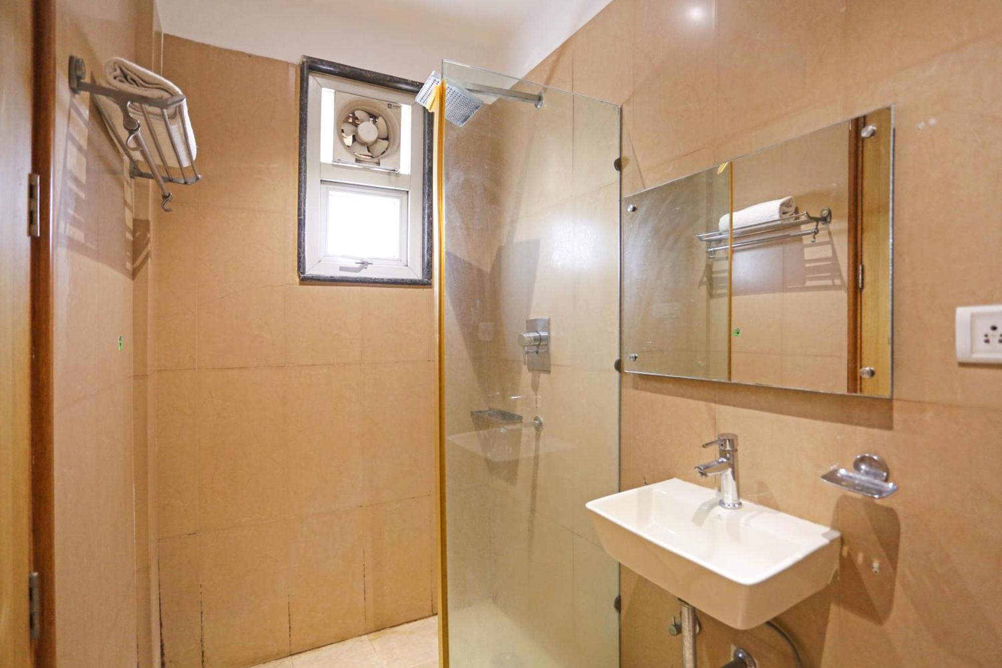 Luxury Near Igi Airport Hotel 4*