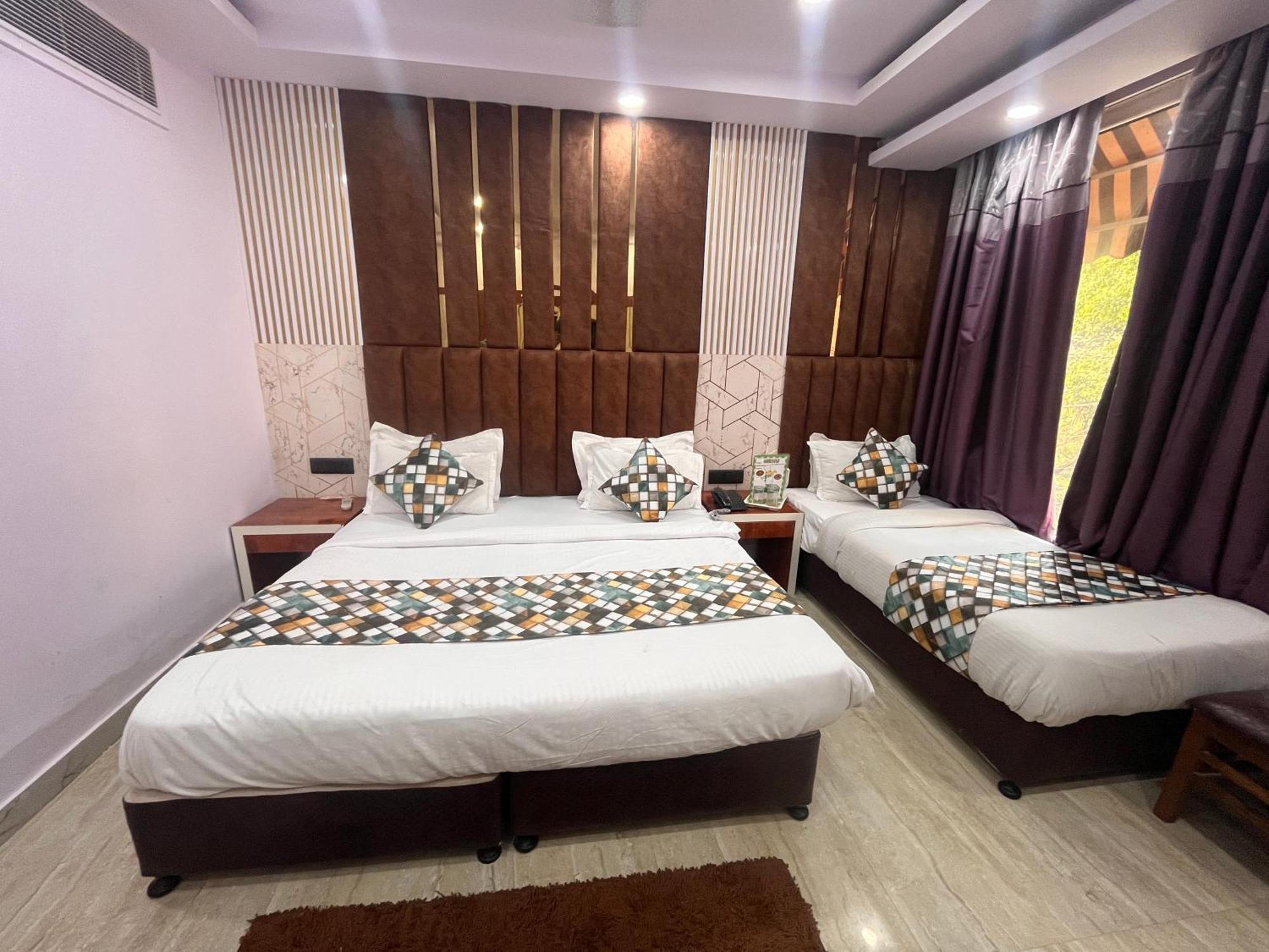 Hotel Embassy Near Rk Ashram Metro