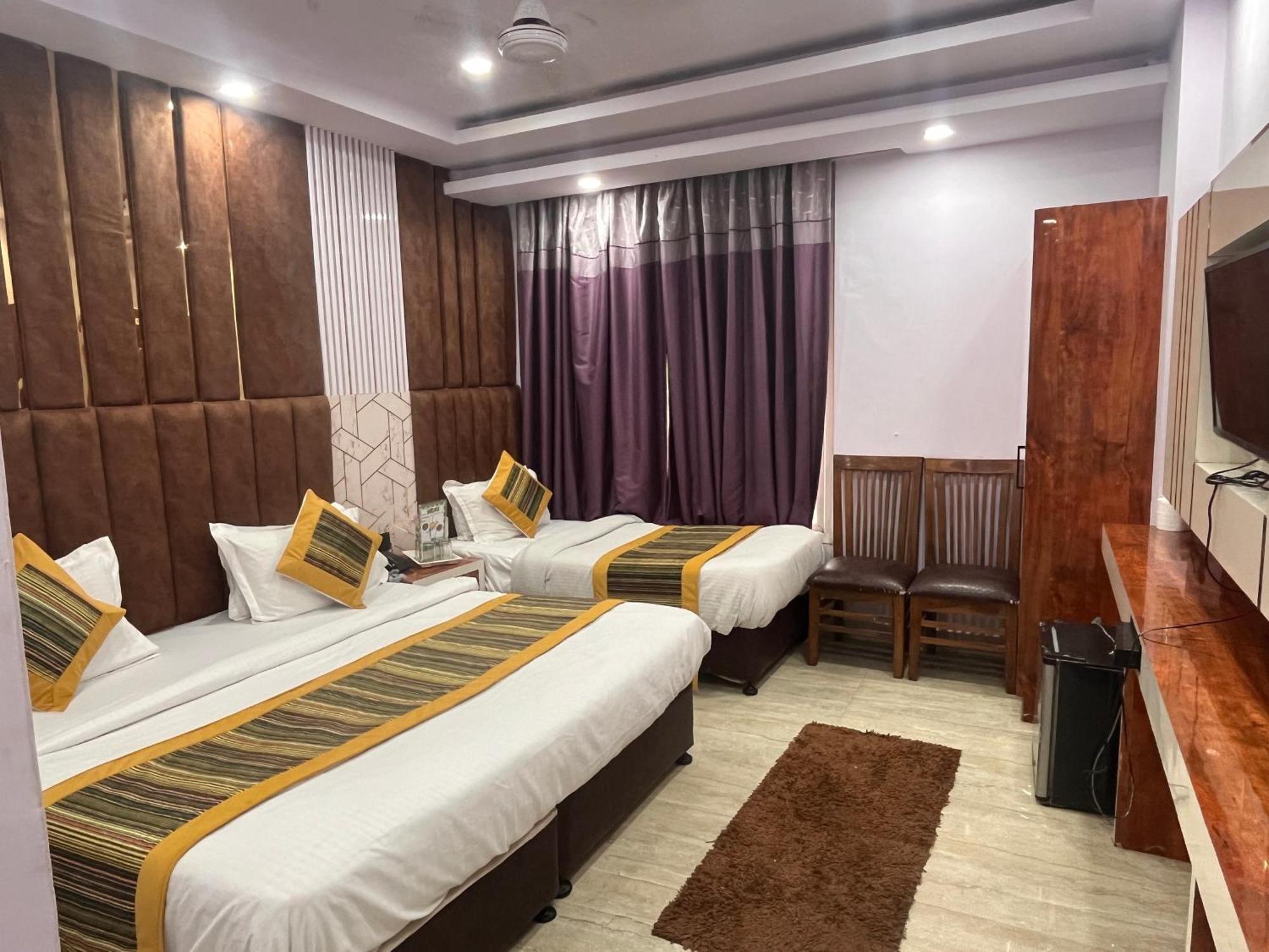 Embassy Near Rk Ashram Metro 4*