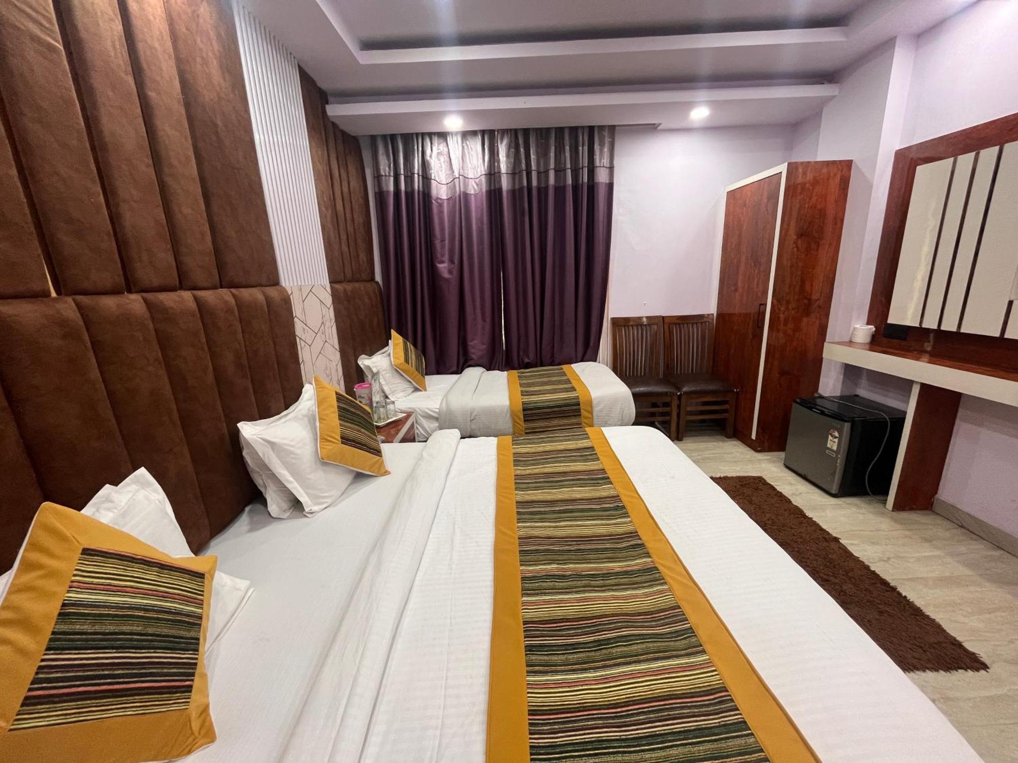 Embassy Near Rk Ashram Metro Hotel