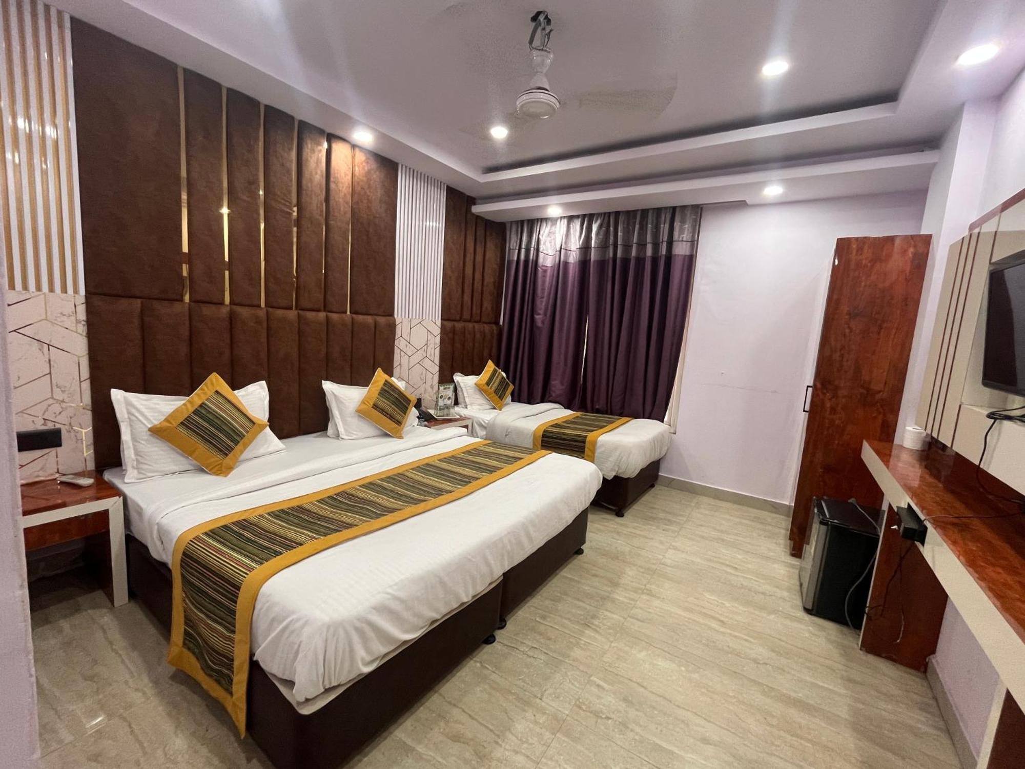 Hotel Embassy Near Rk Ashram Metro