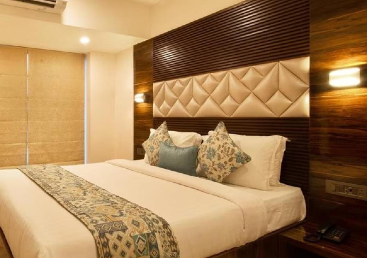 Empire Near Delhi Airport New Delhi