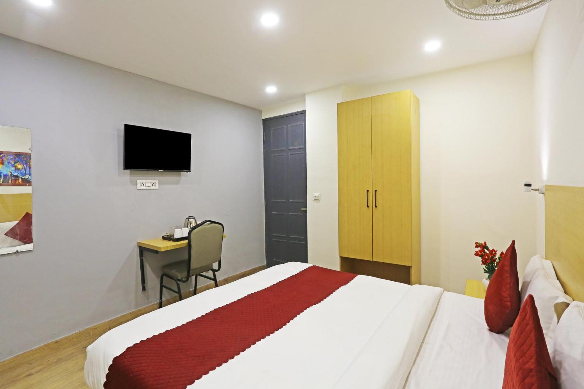 Twamev Residency Uttam Nagar Couple Friendly 4*