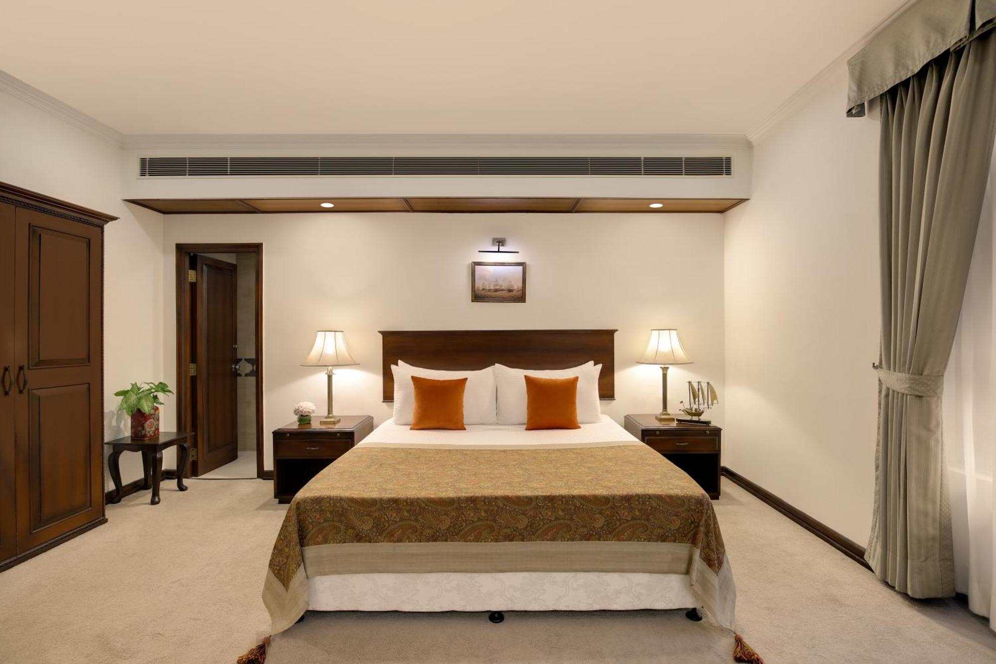 Hotel Ambassador, - Ihcl Seleqtions 5*