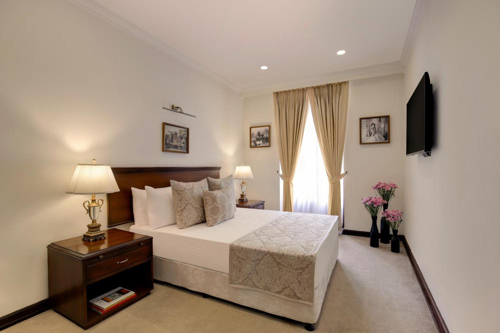 Ambassador, - Ihcl Seleqtions 5* New Delhi