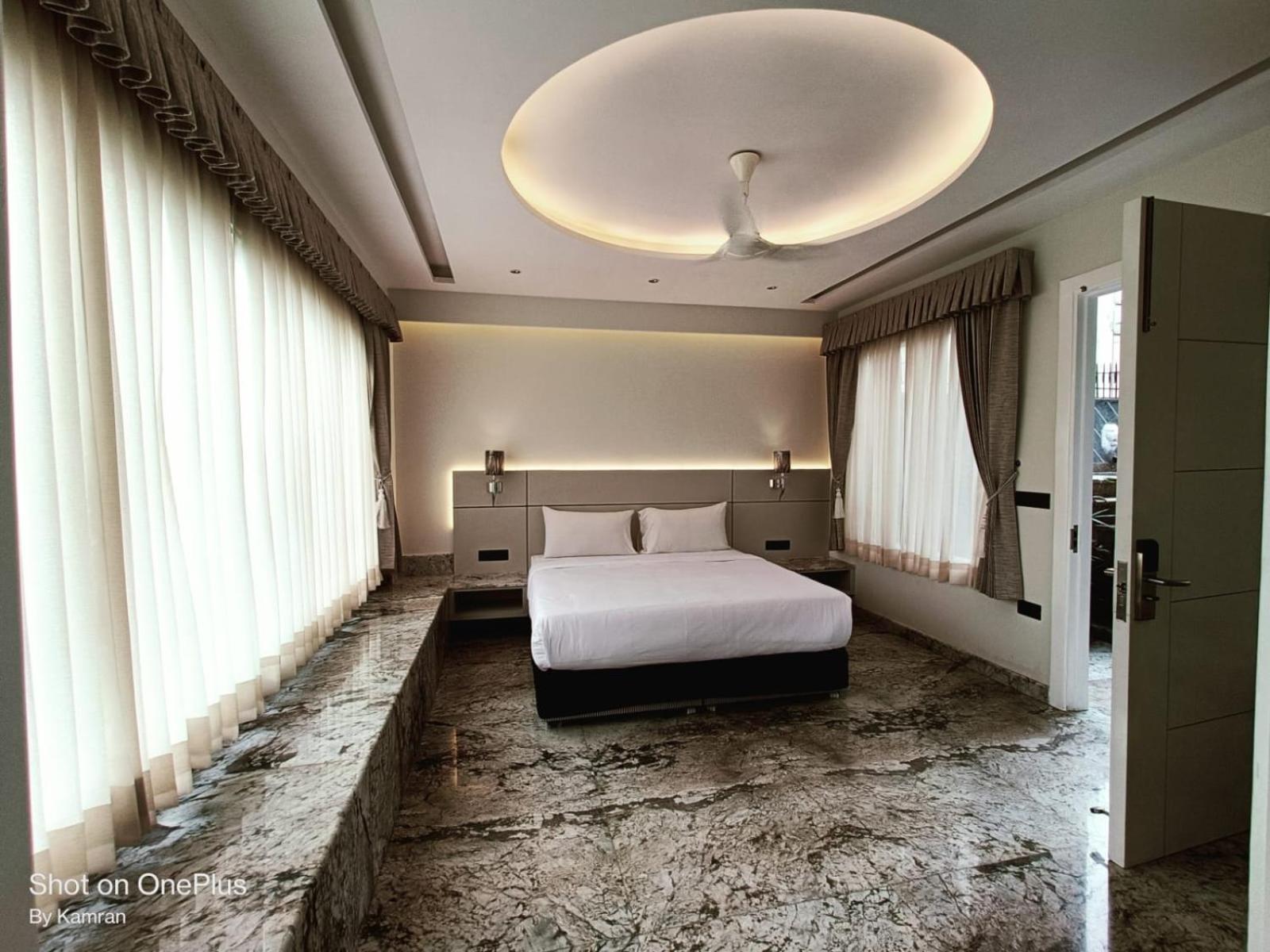 Hotel Aman Palace 3*
