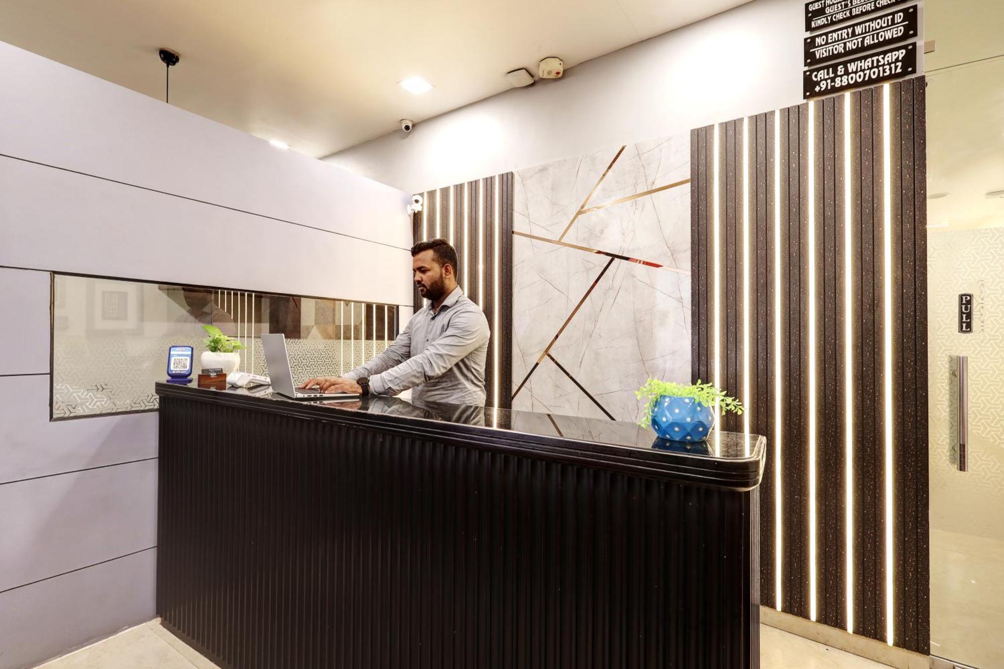 Hotel The Rasa Near Welcome Metro Station New Delhi