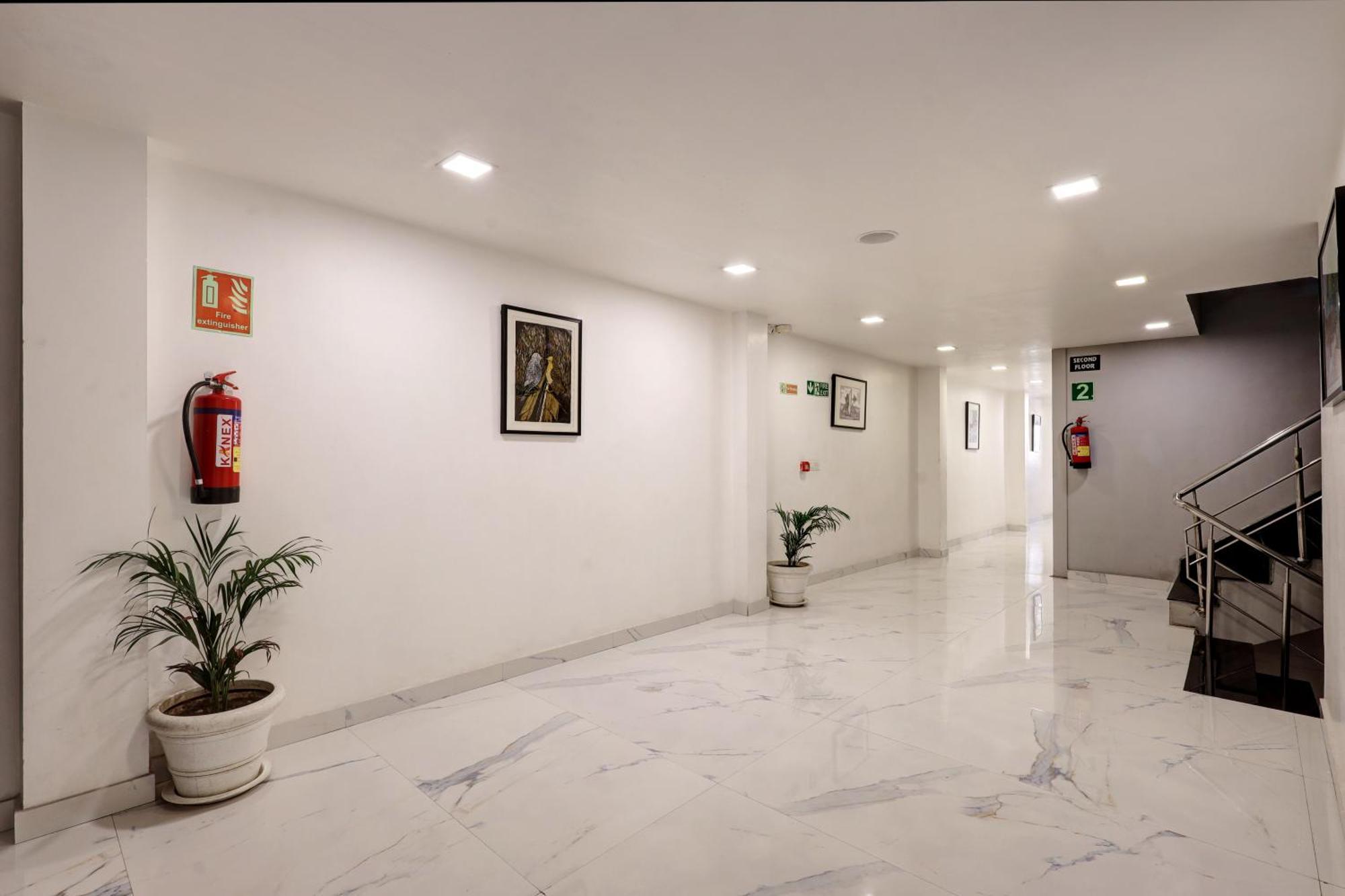 The Rasa Near Welcome Metro Station 3*
