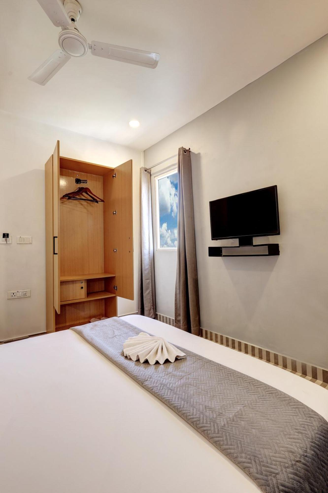 The Rasa Near Welcome Metro Station 3* New Delhi