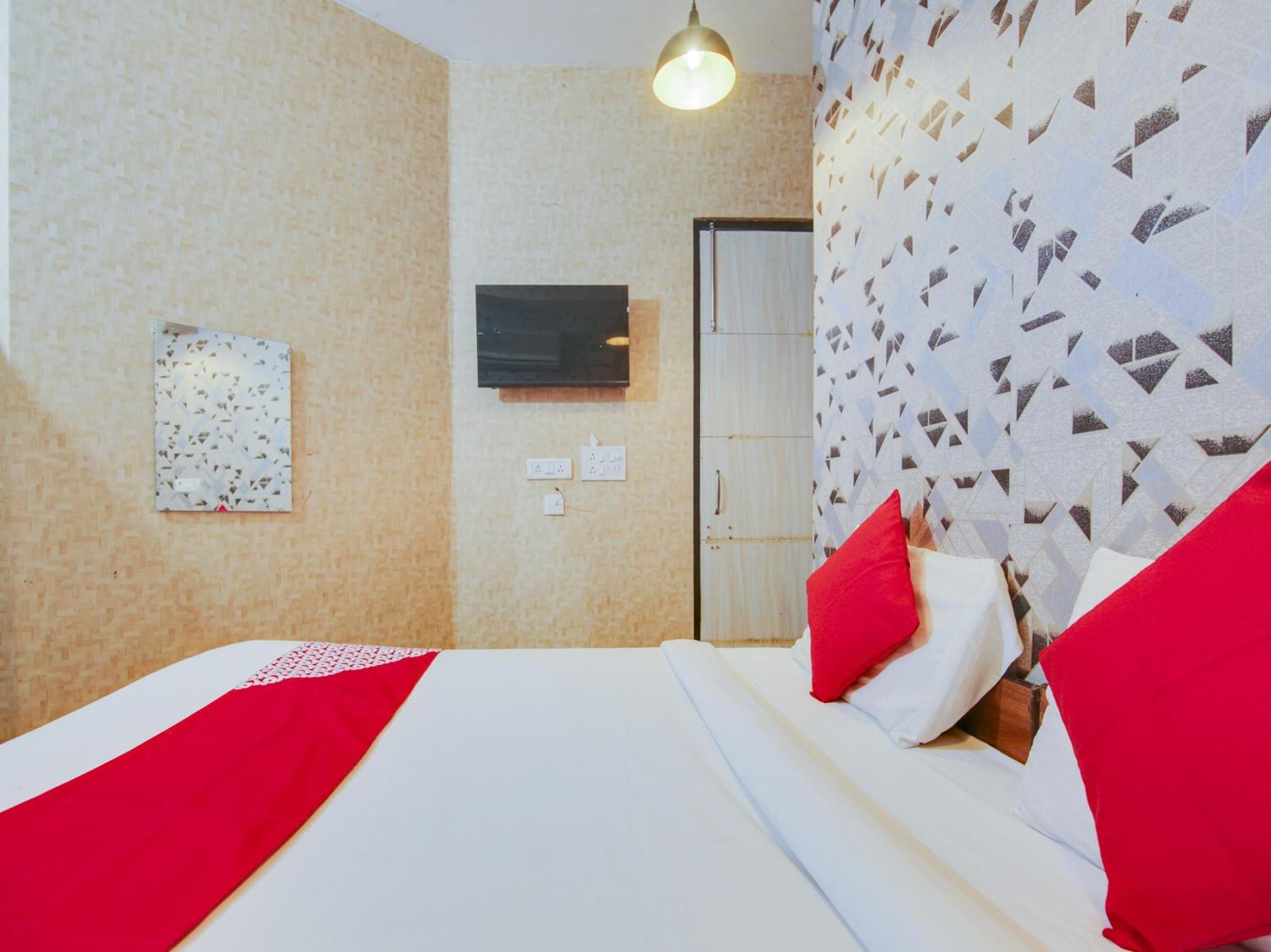 Hotel O House 4*