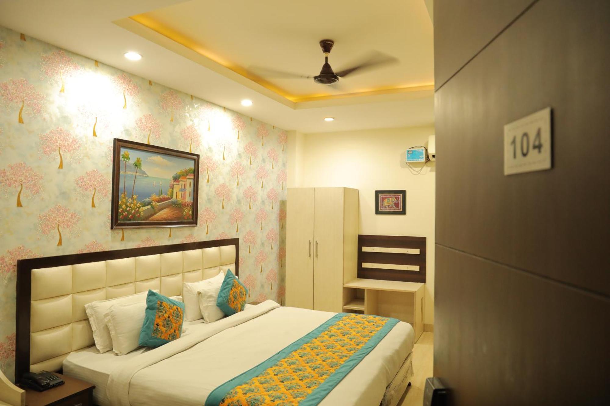 Hotel Nirvana 3*