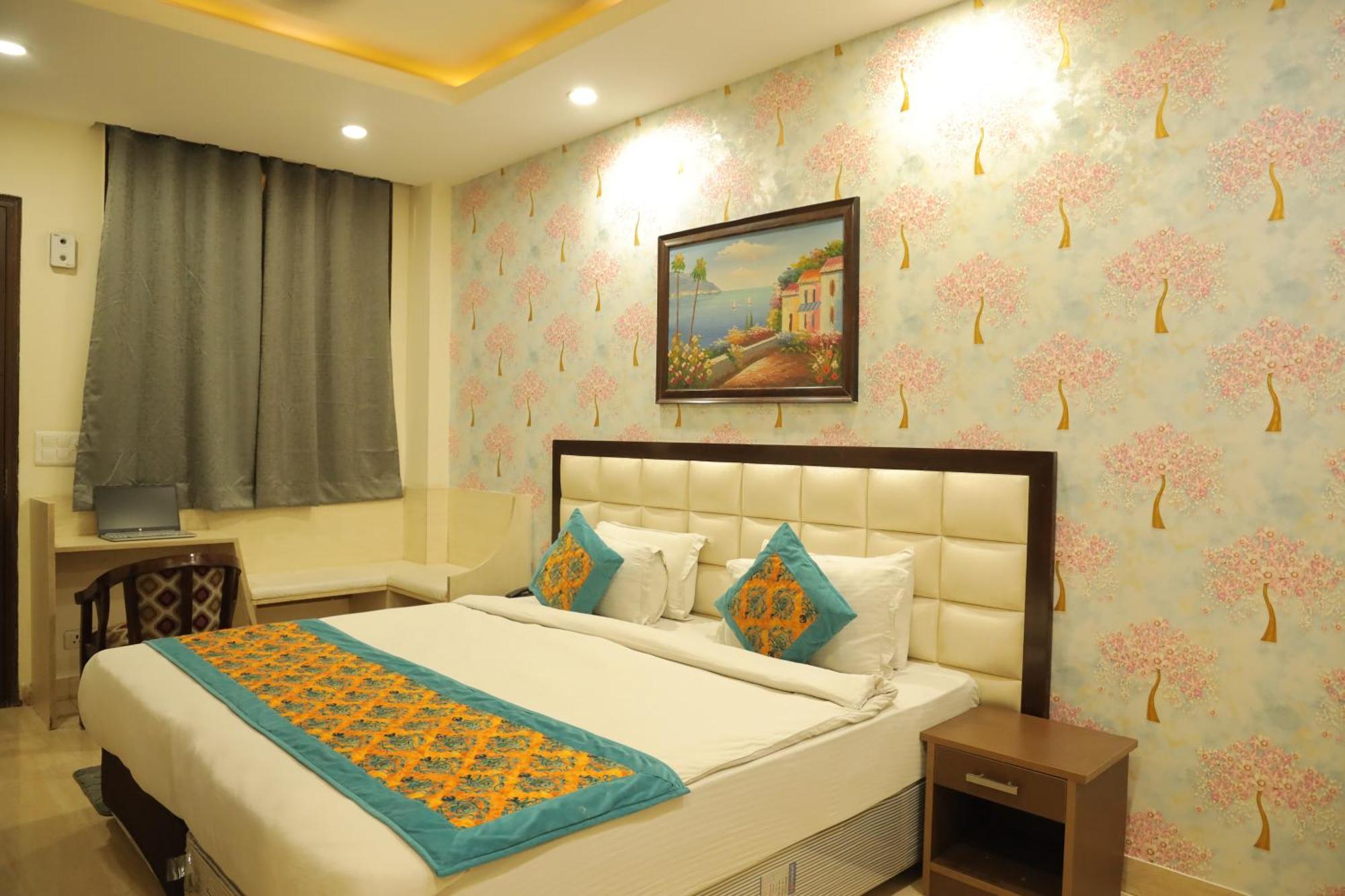 Hotel Nirvana 3*