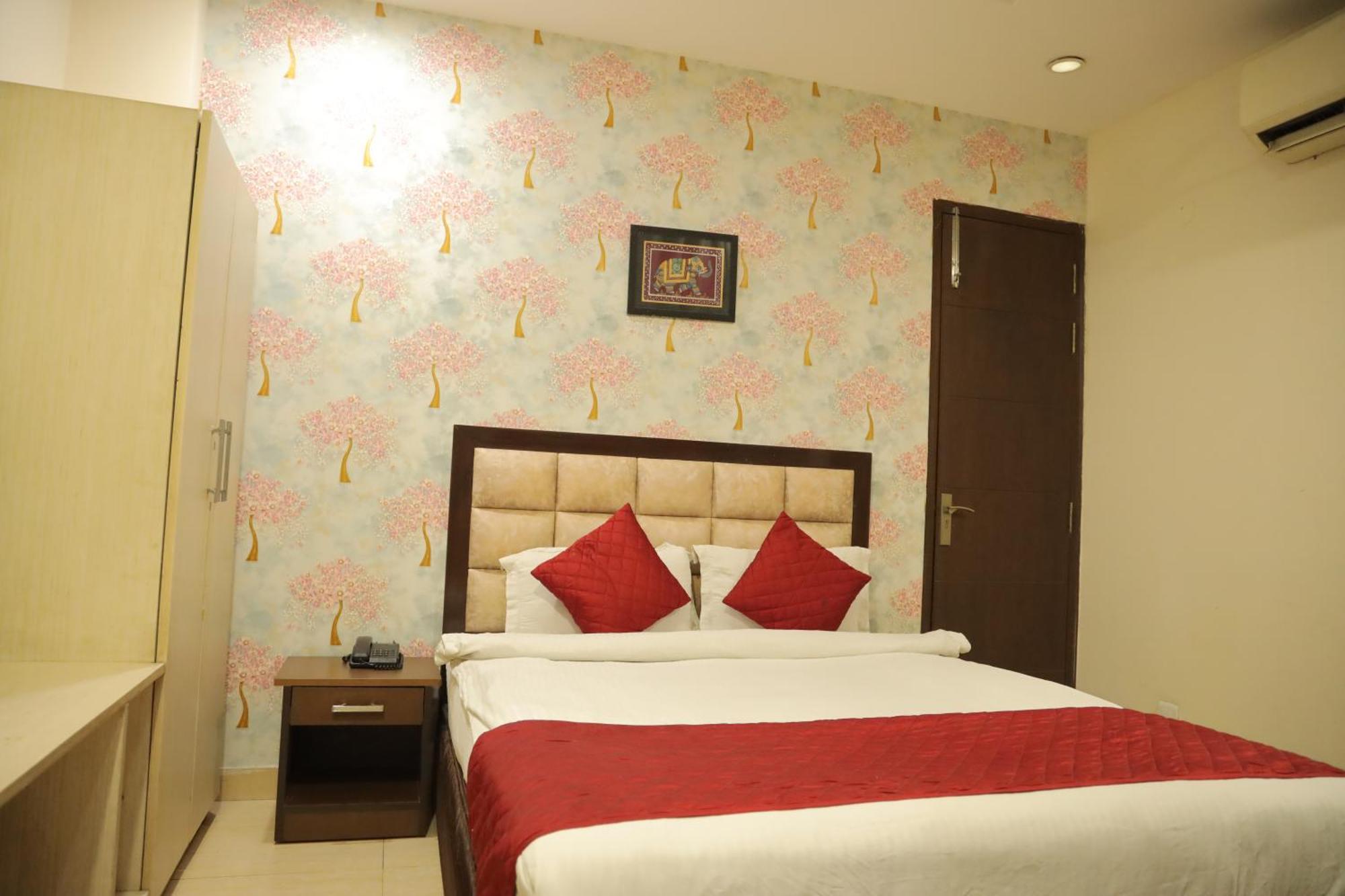 Nirvana 3* New Delhi