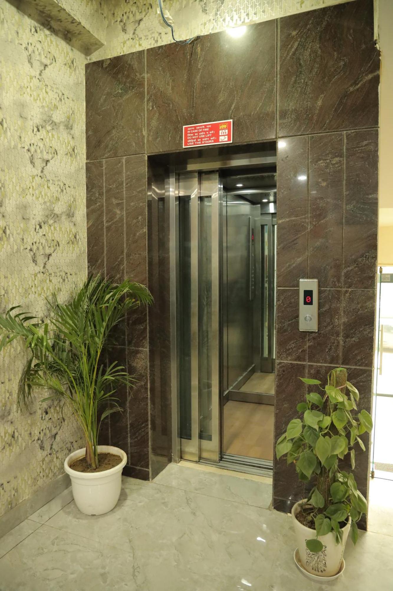 Nirvana Hotel 3*