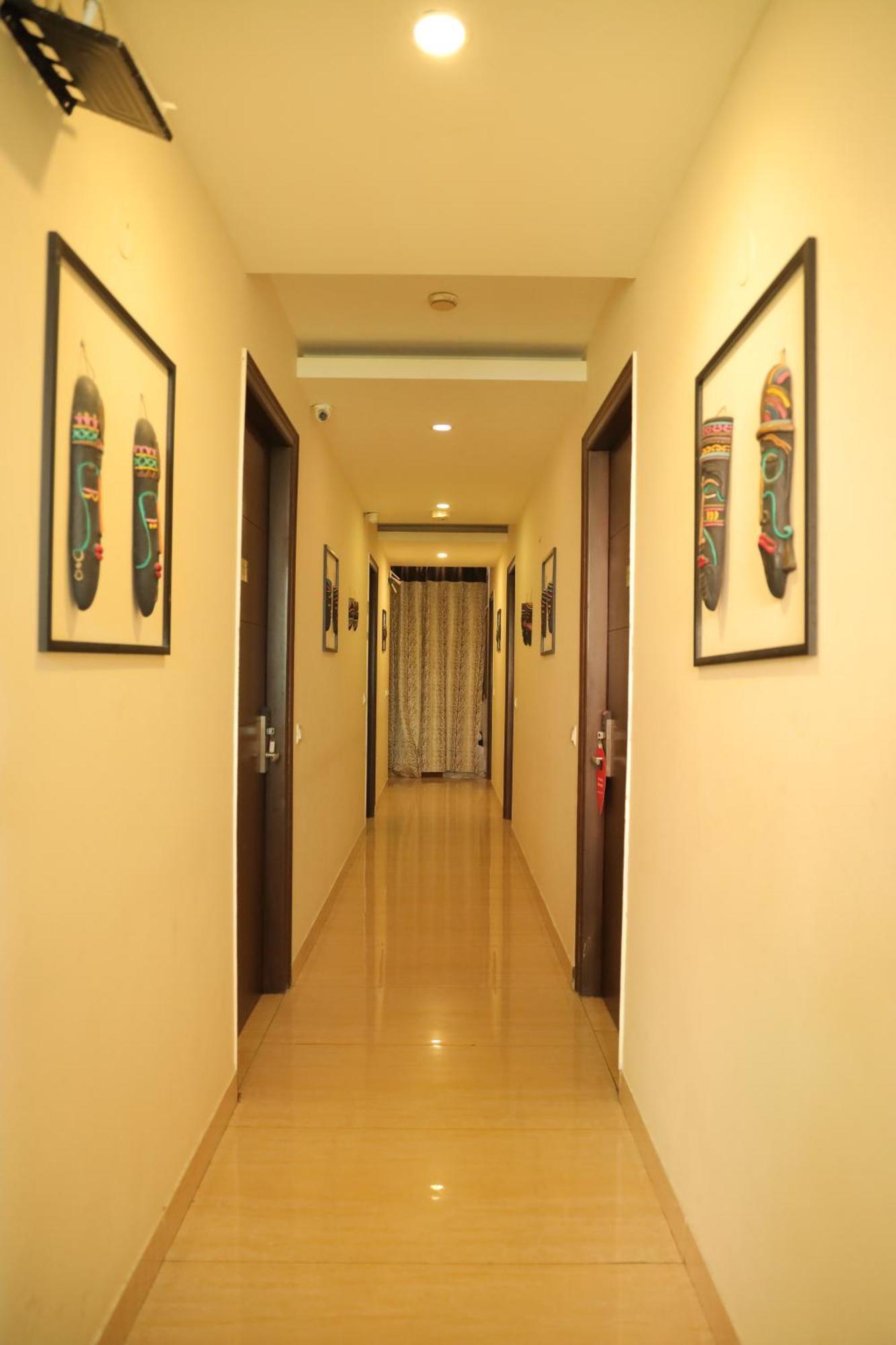 Nirvana Hotel New Delhi