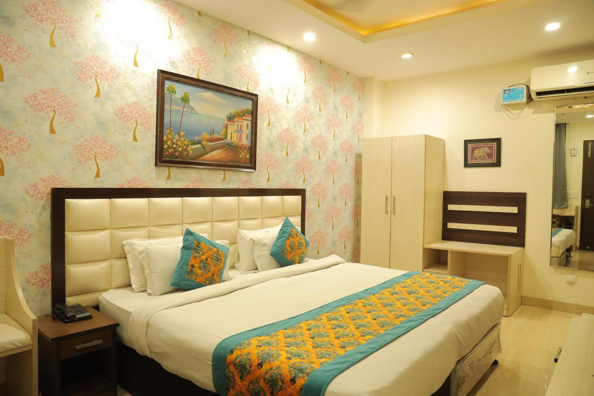 Hotel Nirvana New Delhi