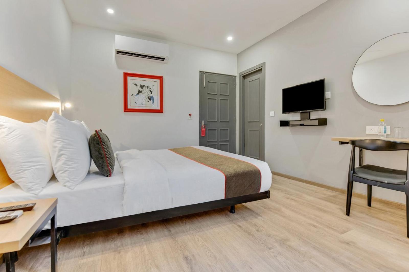 Aerotech Near Delhi Airport 4*