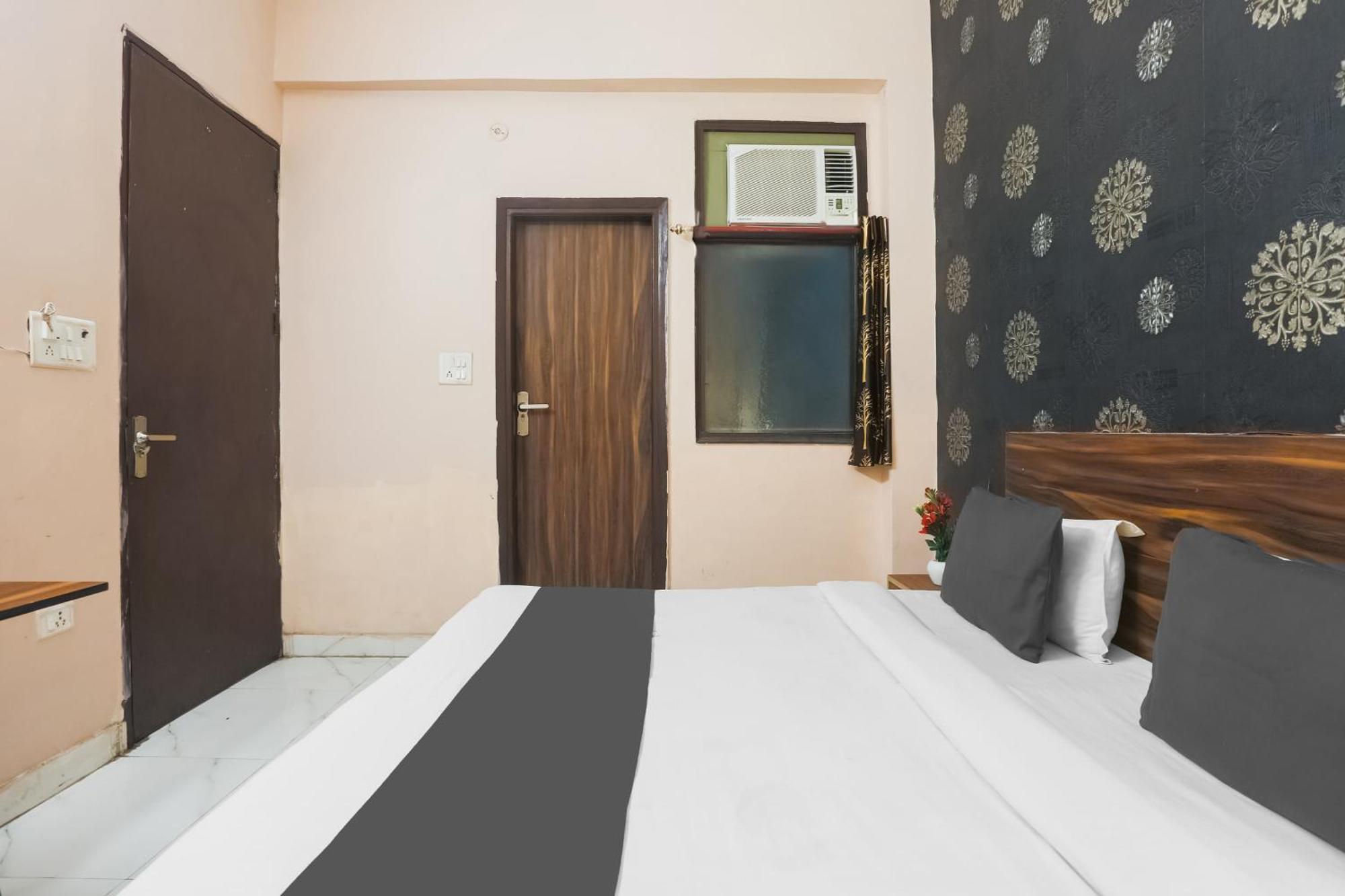 Hotel Super O Downtown Uttam Nagar Formerly Town Plaza Delhi (National Capital Territory of India)