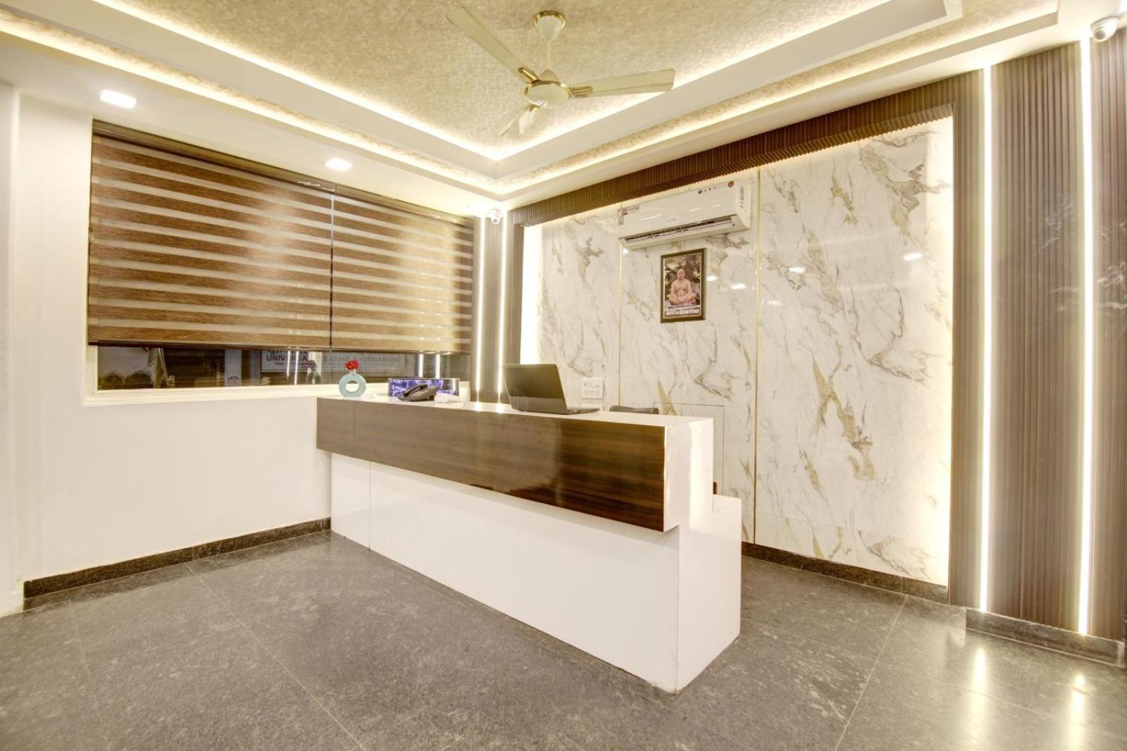 Devrana Delhi Airport 3*