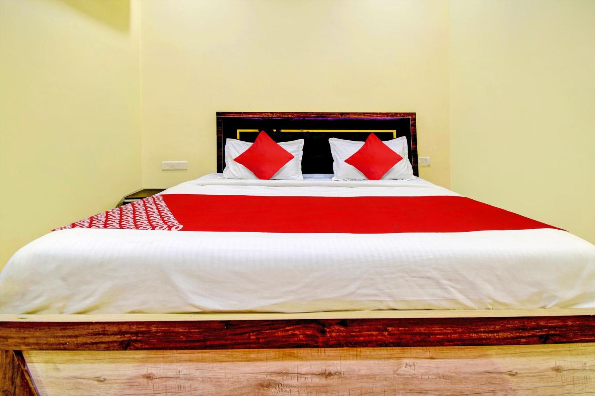 O Friendship Hotel