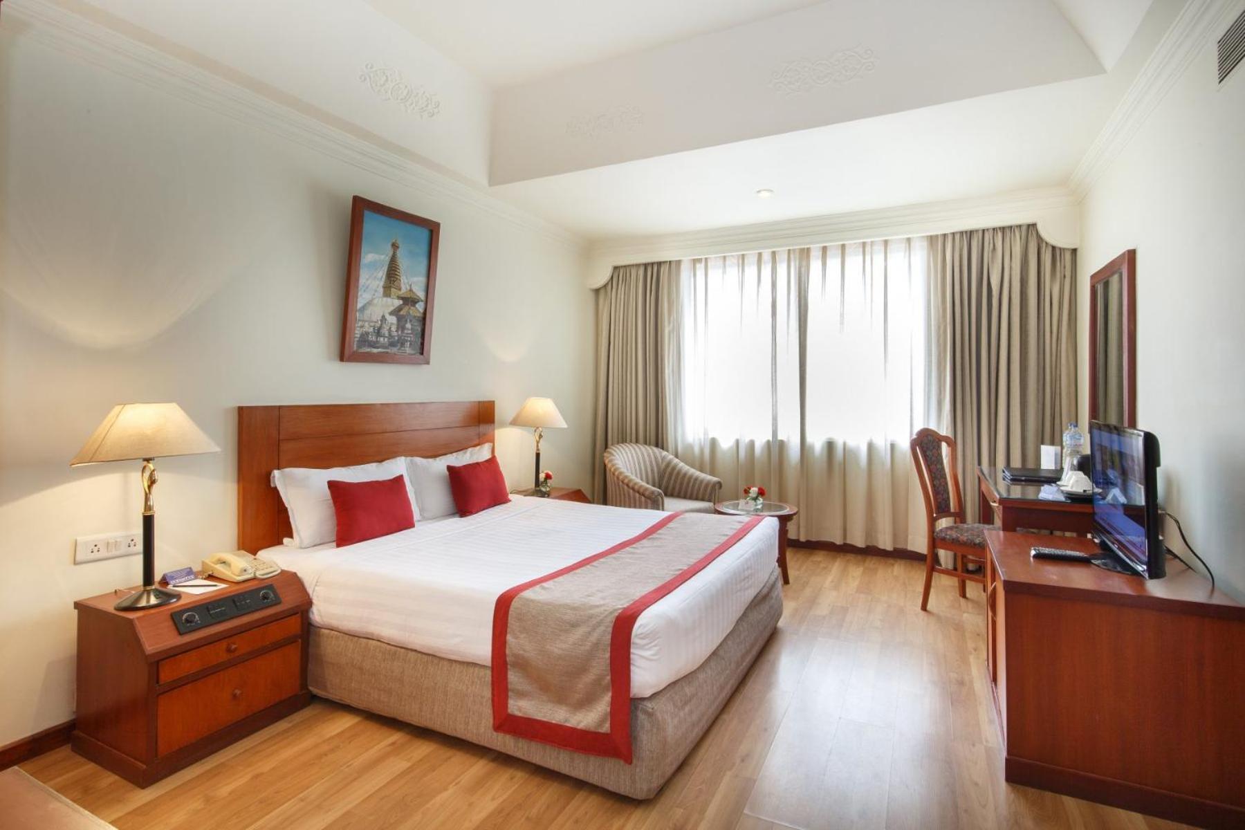 Hotel Aela Grand Near Delhi Airport By La Casa 4*