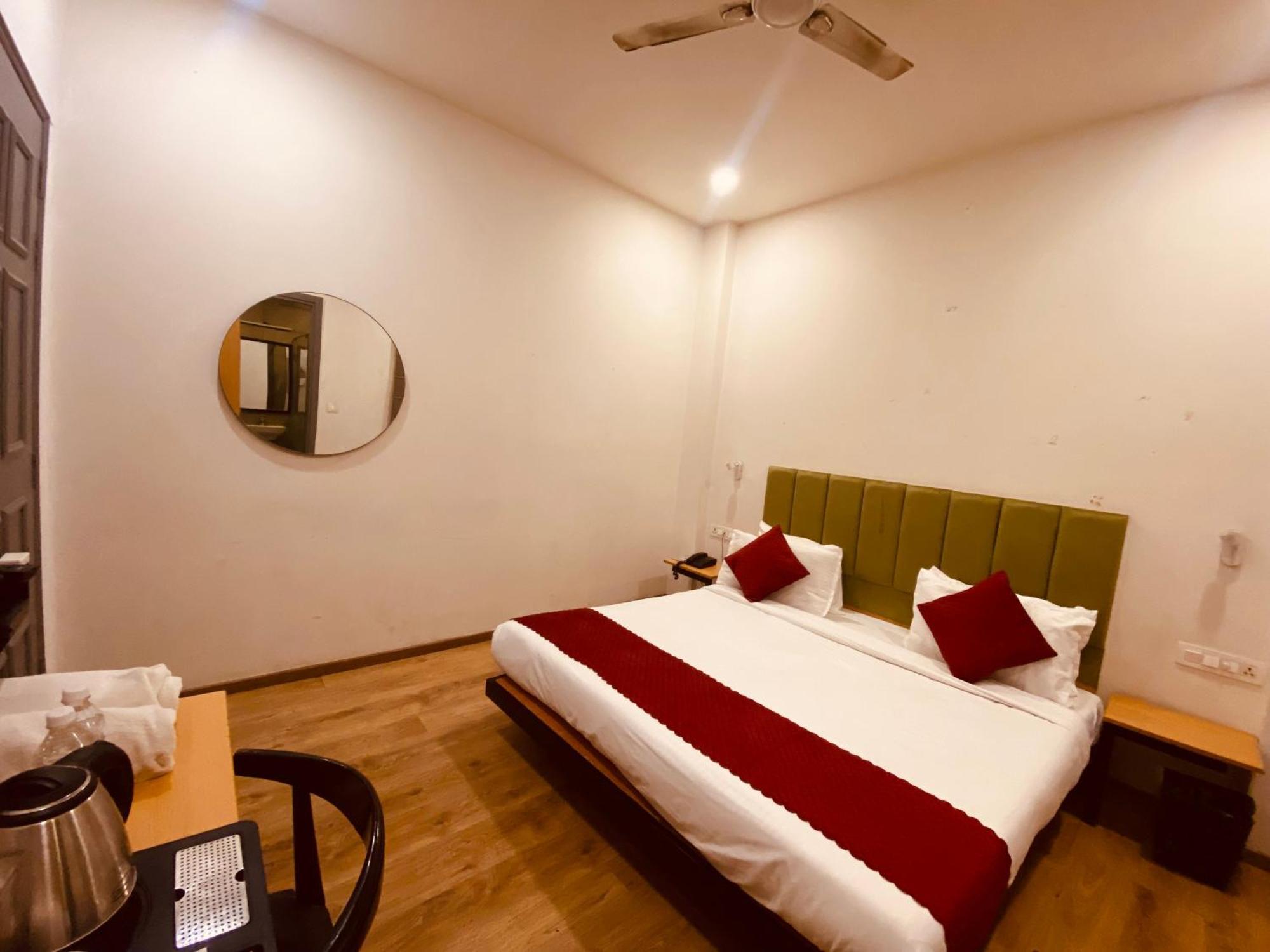 7 Star Delhi (National Capital Territory of India)