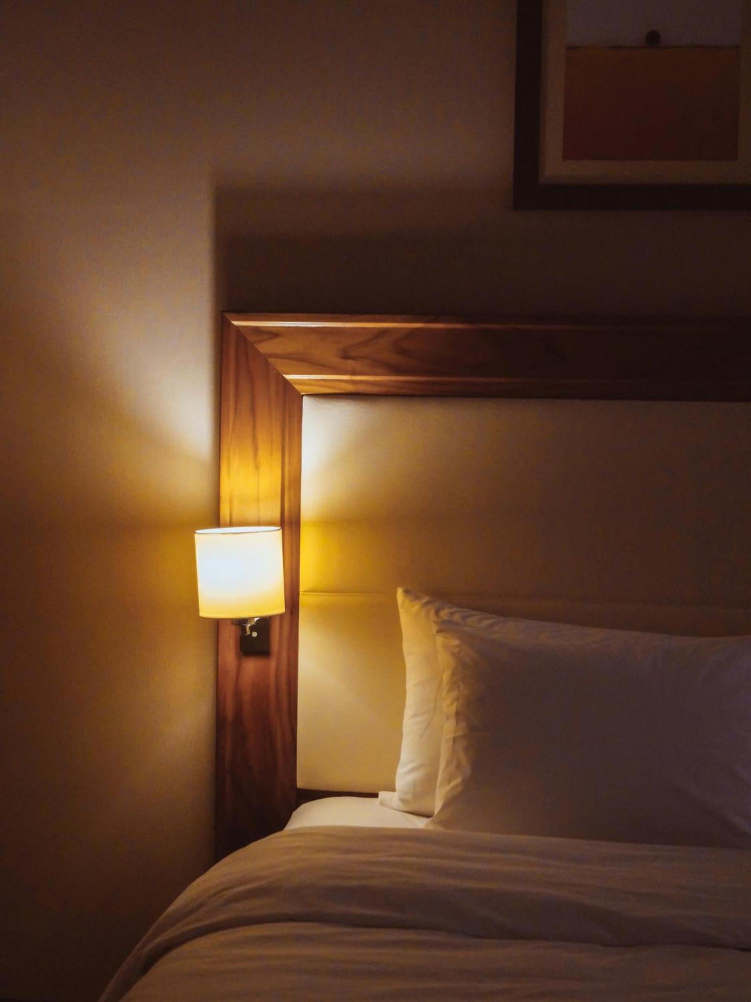 Prime Ambs A Family - Delhi Airport Hotel 4*