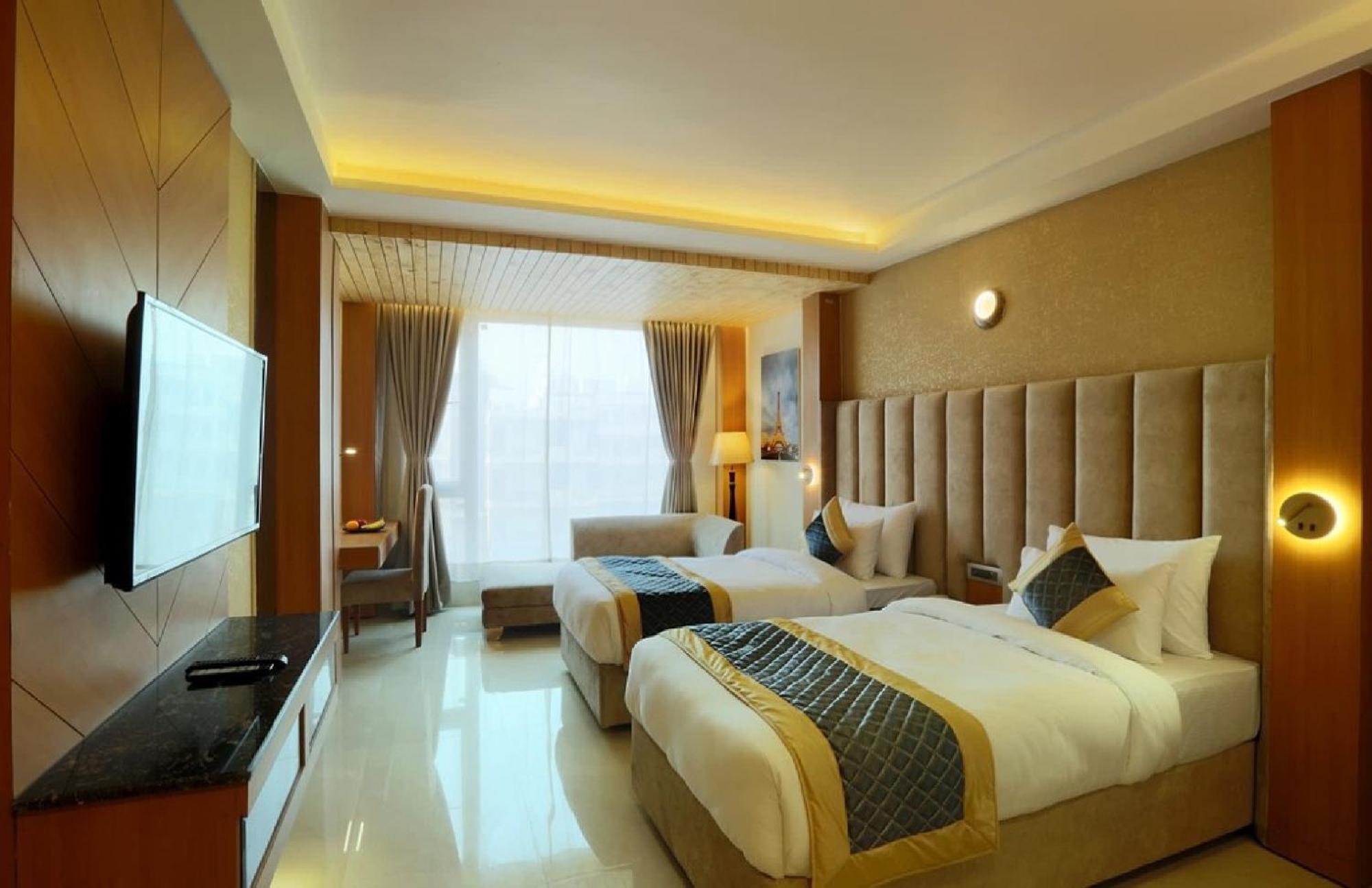 Aerostay Empire Near Igi Airport