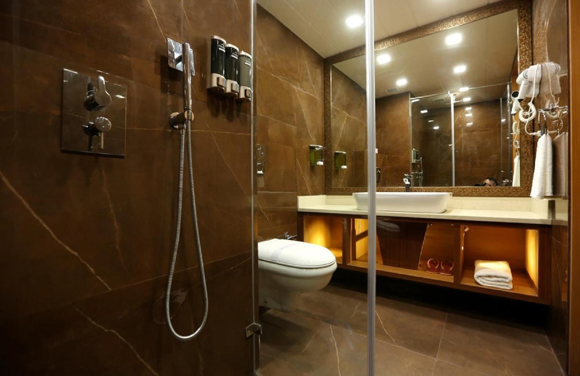 Aerostay Empire Near Igi Airport Hotel New Delhi