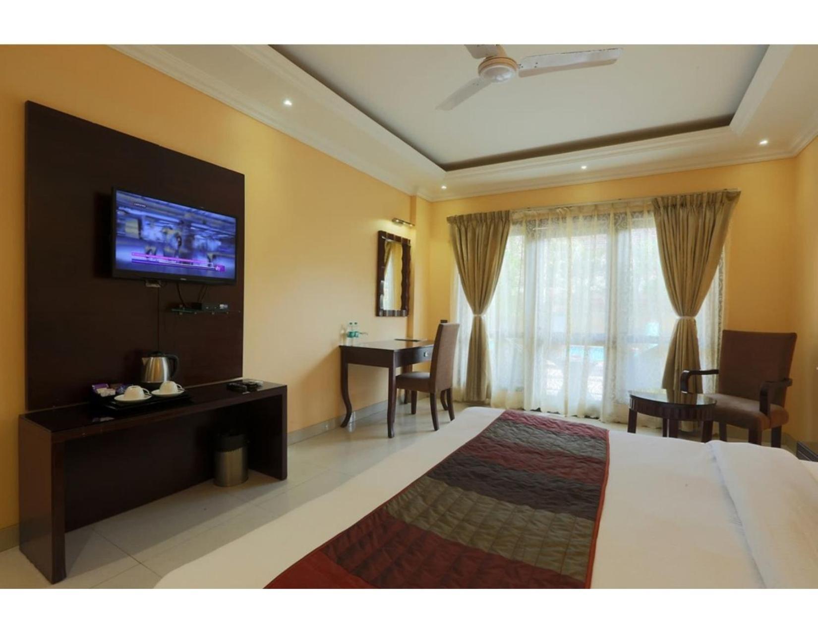 Hotel Aerostay Empire Near Igi Airport New Delhi