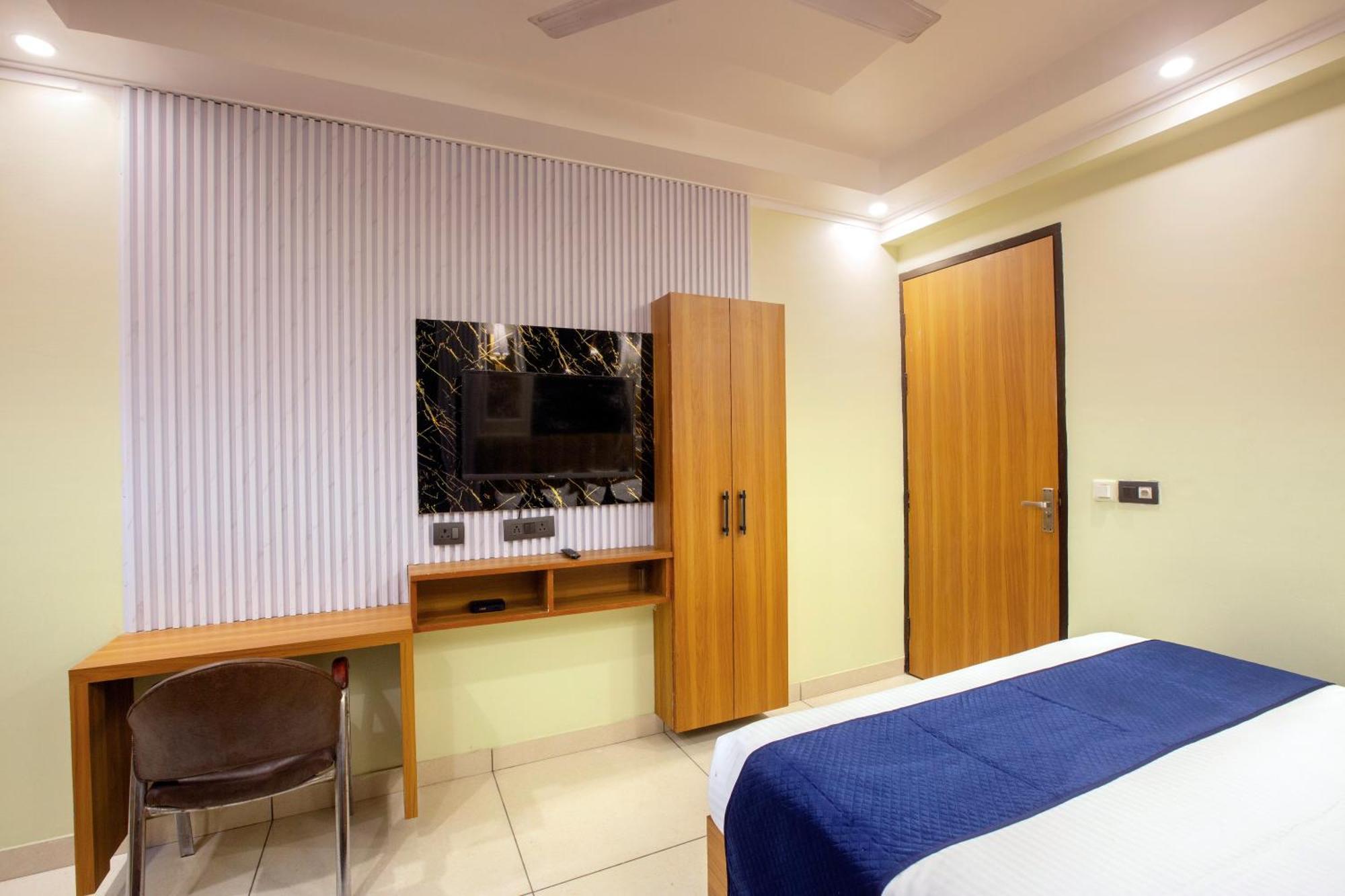 Hotel Aerostay Empire Near Igi Airport New Delhi